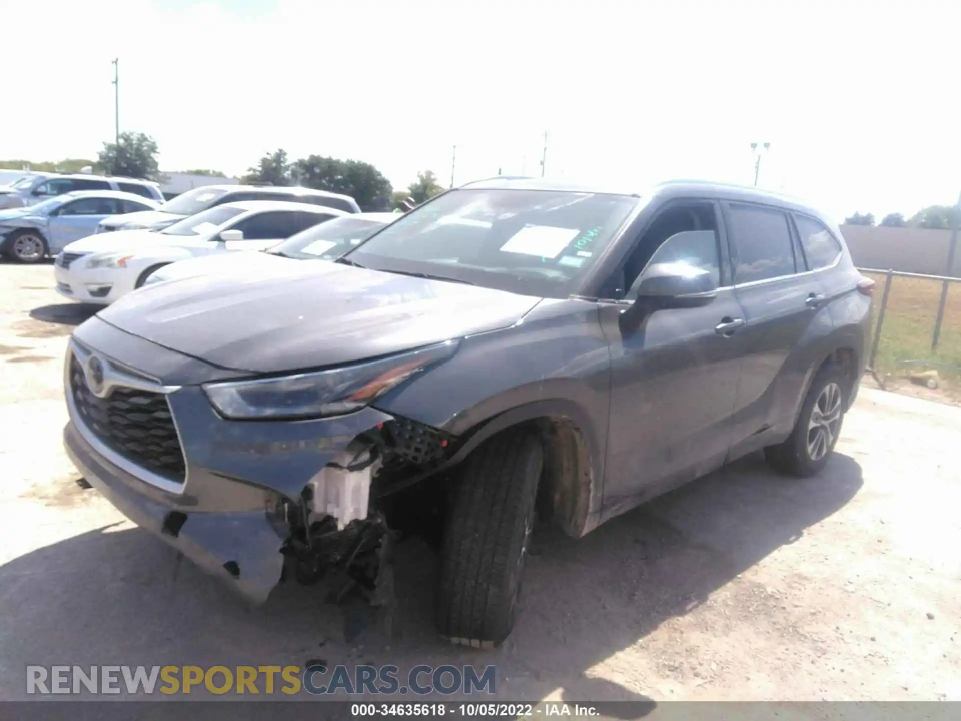 2 Photograph of a damaged car 5TDGZRAH4MS037469 TOYOTA HIGHLANDER 2021