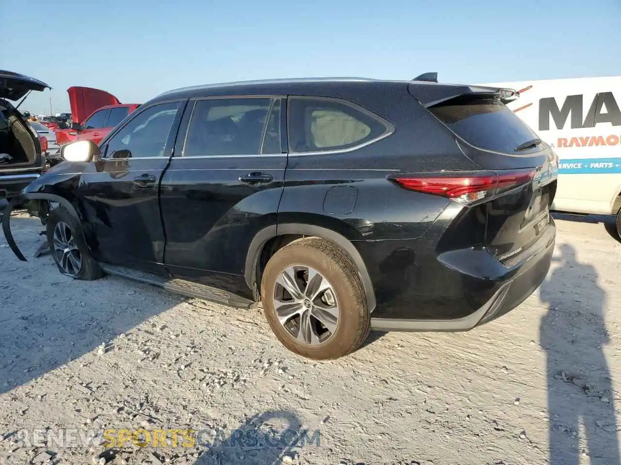 2 Photograph of a damaged car 5TDGZRAH4MS533162 TOYOTA HIGHLANDER 2021