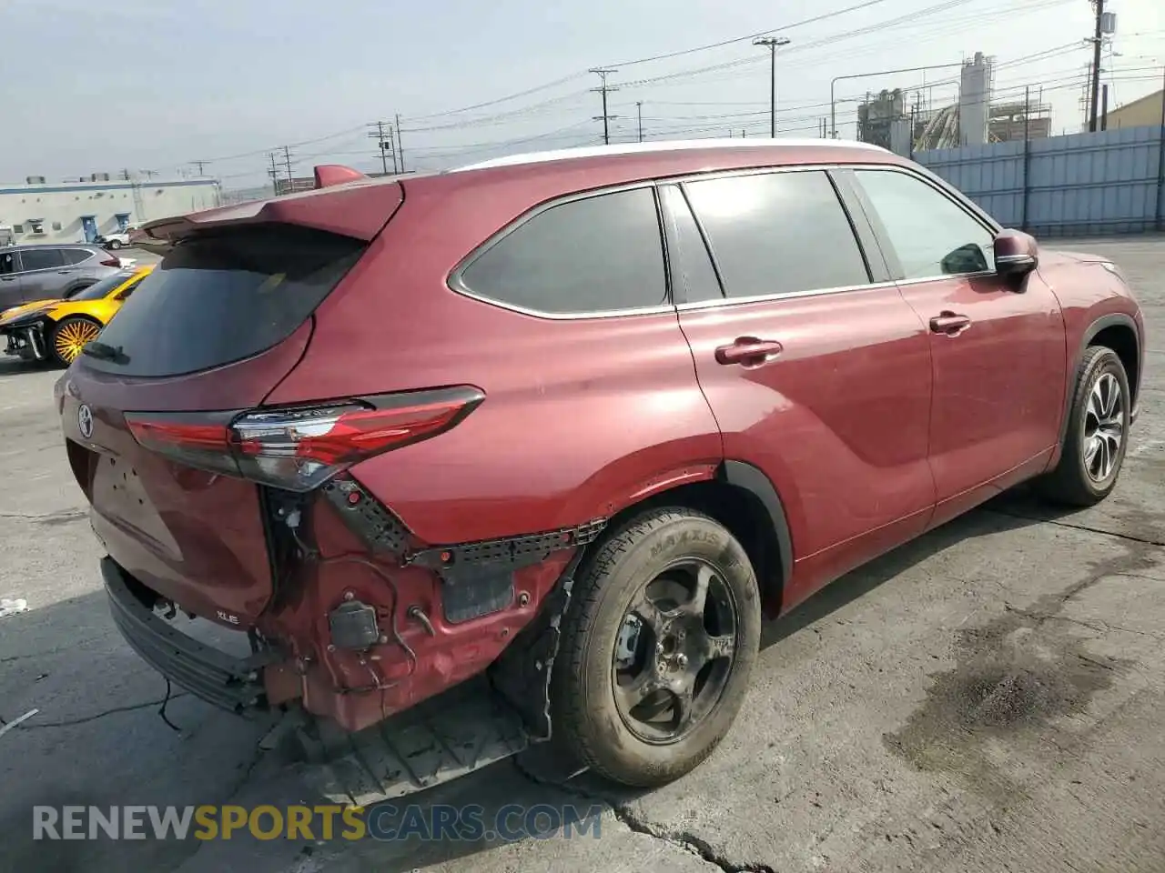 3 Photograph of a damaged car 5TDGZRAH5MS061568 TOYOTA HIGHLANDER 2021