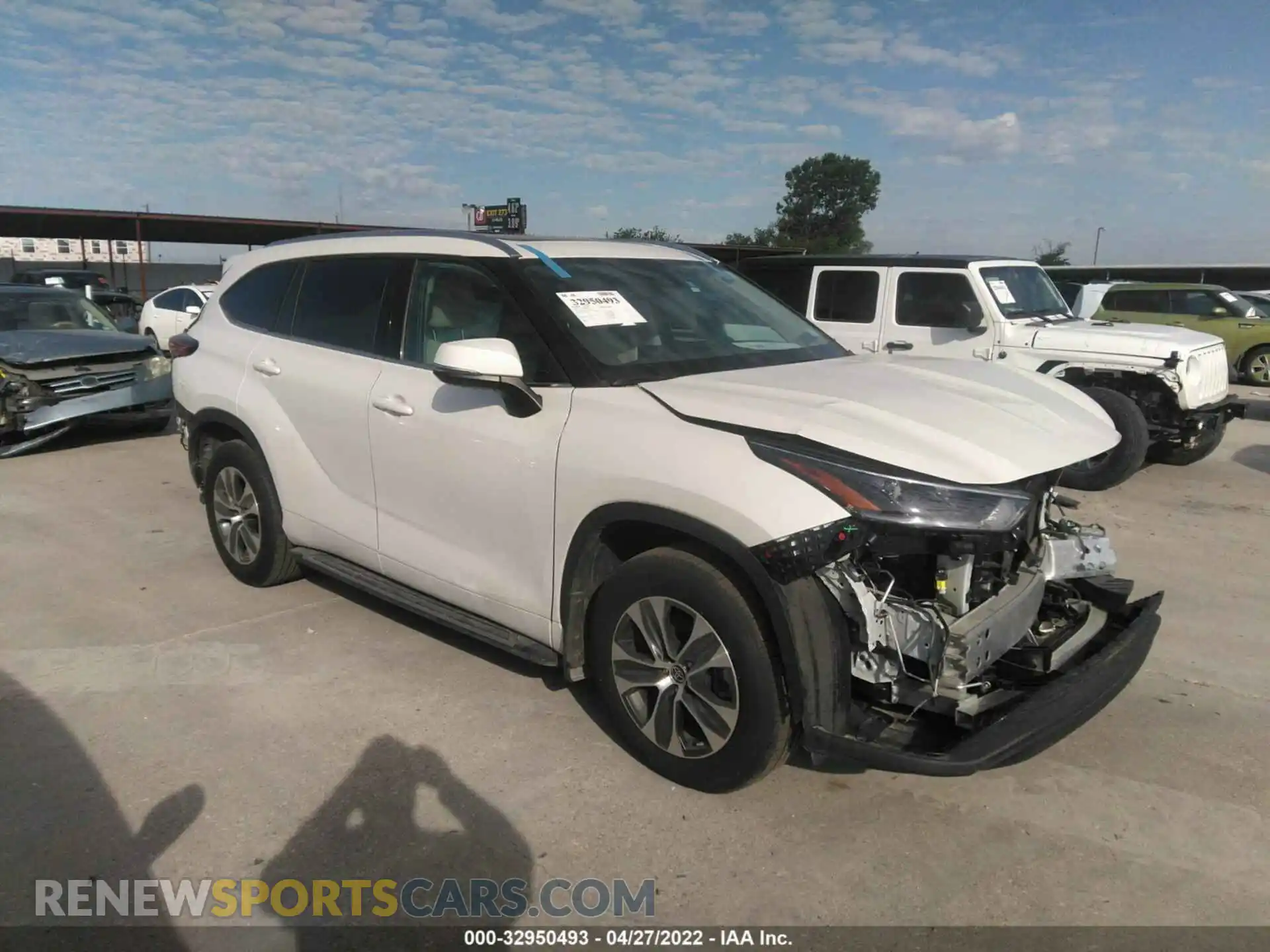 1 Photograph of a damaged car 5TDGZRAH5MS520114 TOYOTA HIGHLANDER 2021