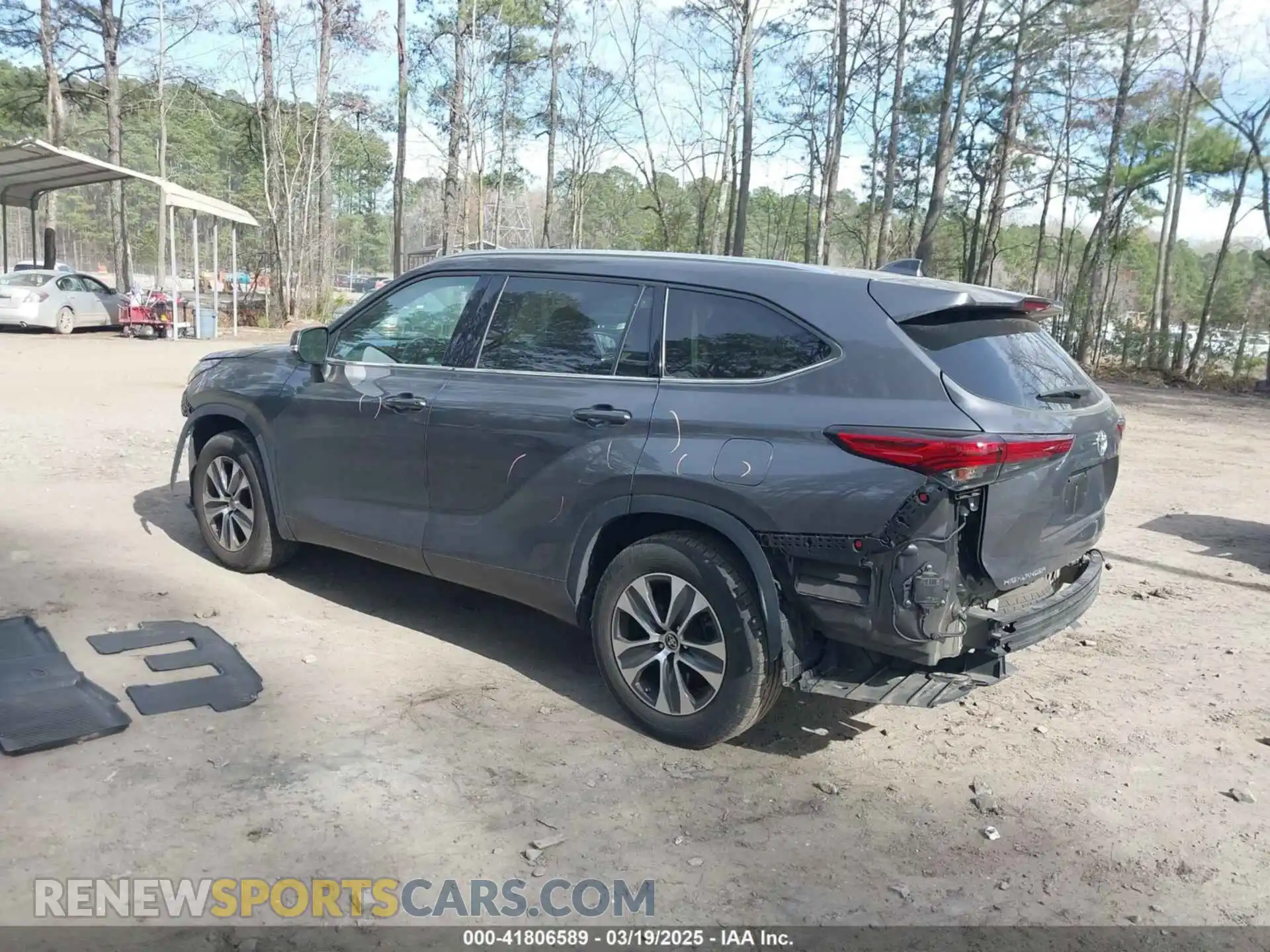3 Photograph of a damaged car 5TDGZRAH6MS040843 TOYOTA HIGHLANDER 2021