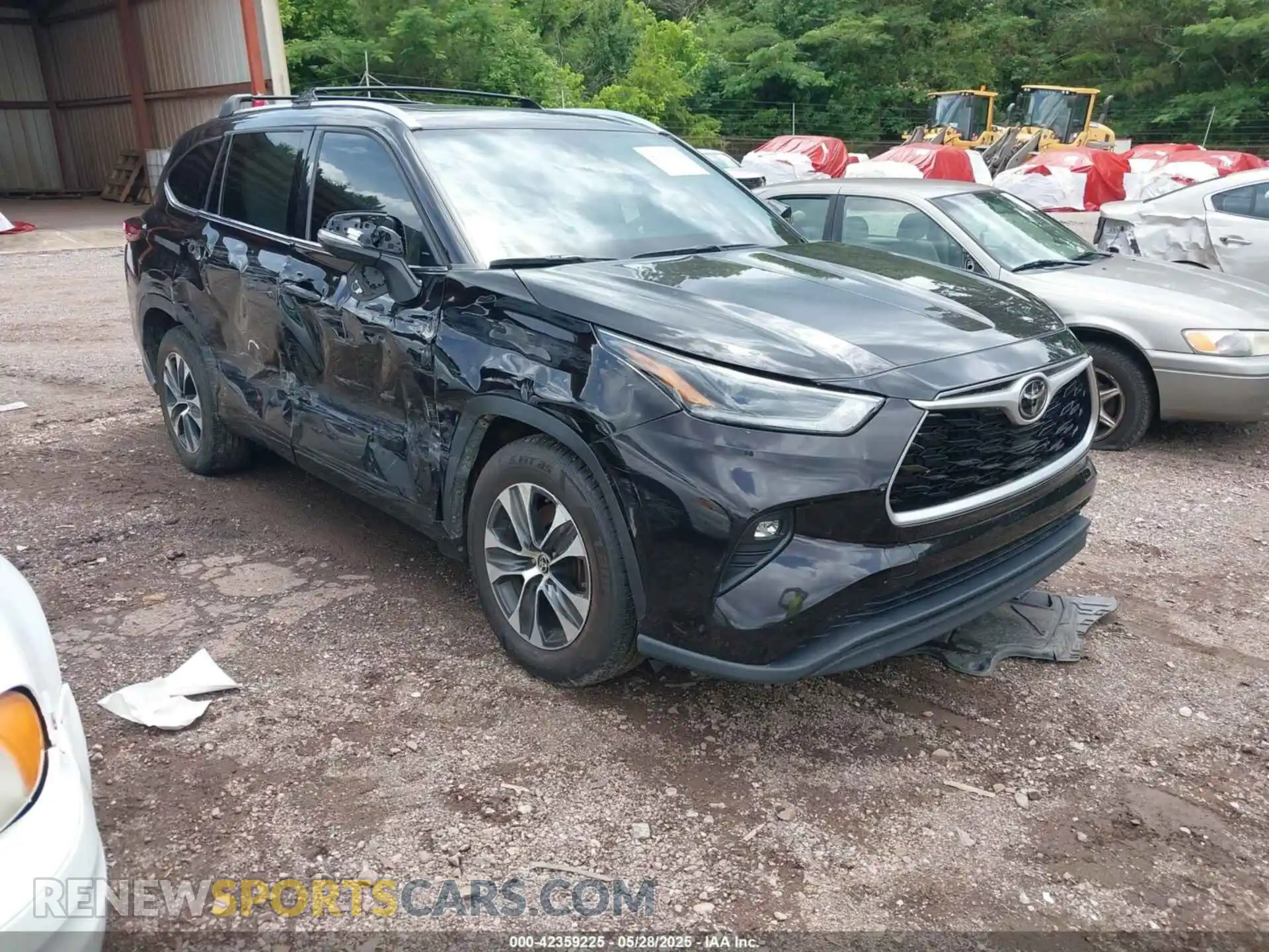 1 Photograph of a damaged car 5TDGZRAH6MS063393 TOYOTA HIGHLANDER 2021