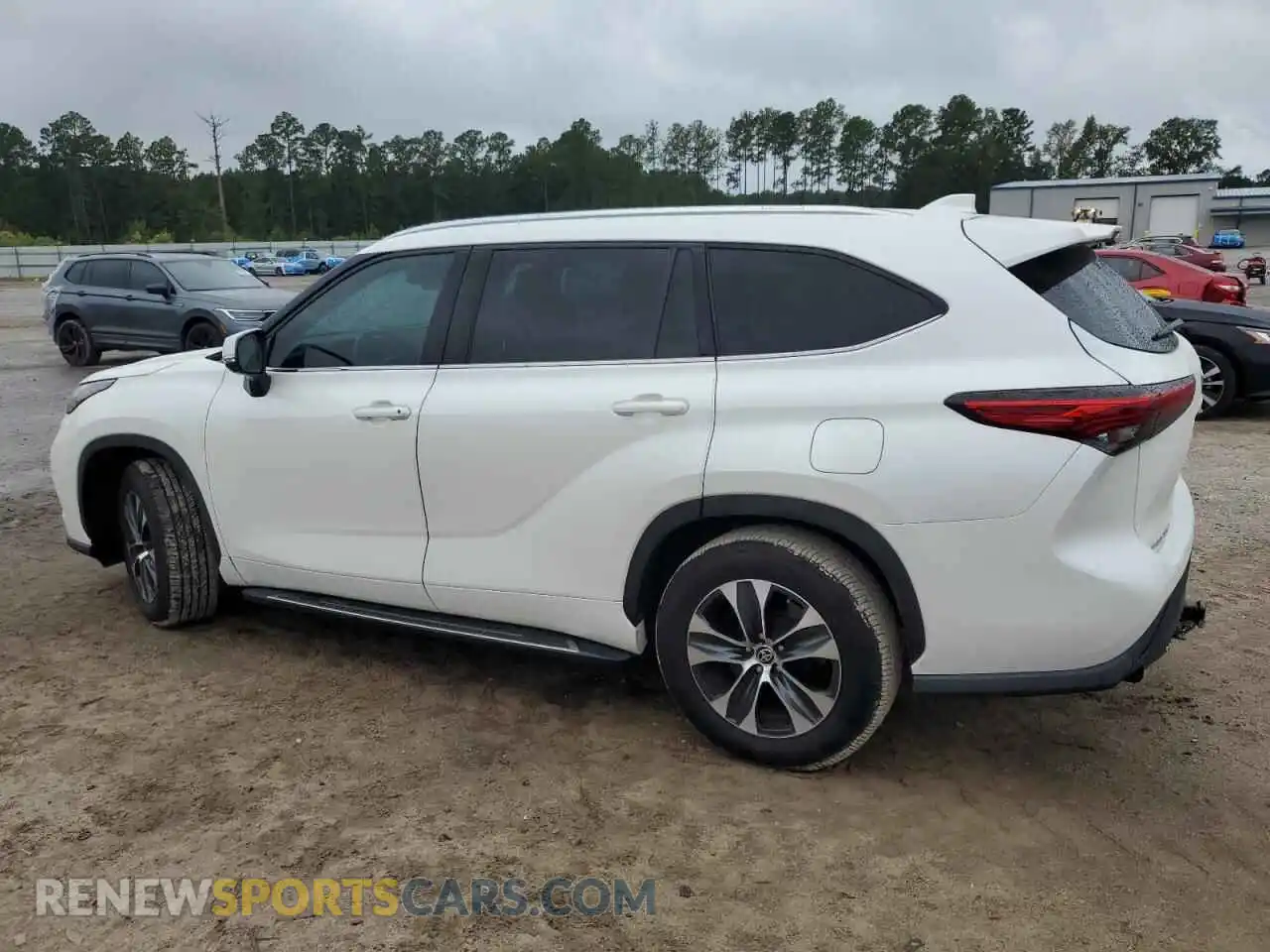 2 Photograph of a damaged car 5TDGZRAH7MS515190 TOYOTA HIGHLANDER 2021