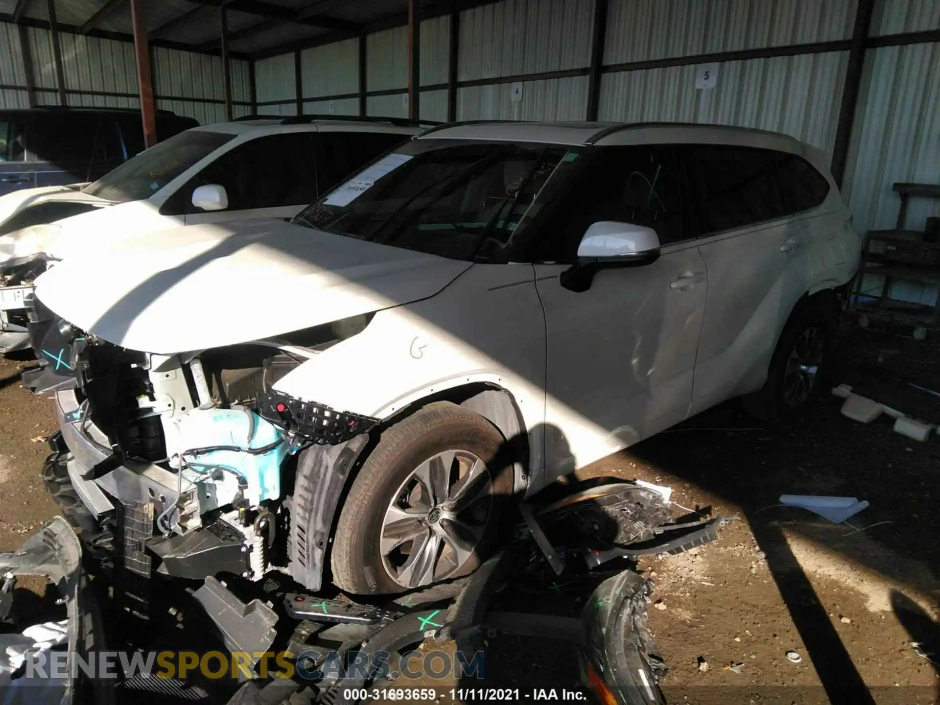 2 Photograph of a damaged car 5TDGZRAH7MS518574 TOYOTA HIGHLANDER 2021