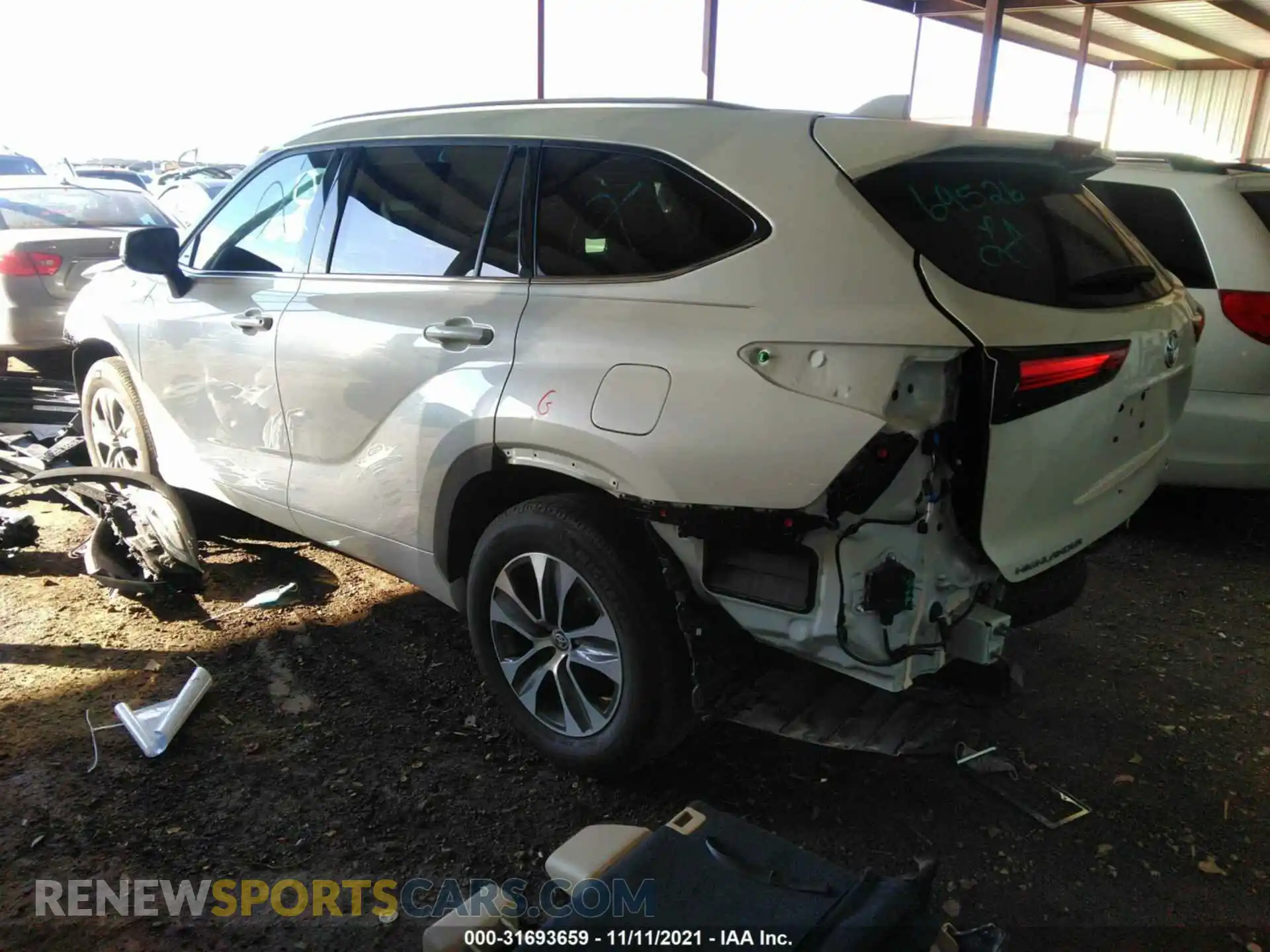 3 Photograph of a damaged car 5TDGZRAH7MS518574 TOYOTA HIGHLANDER 2021
