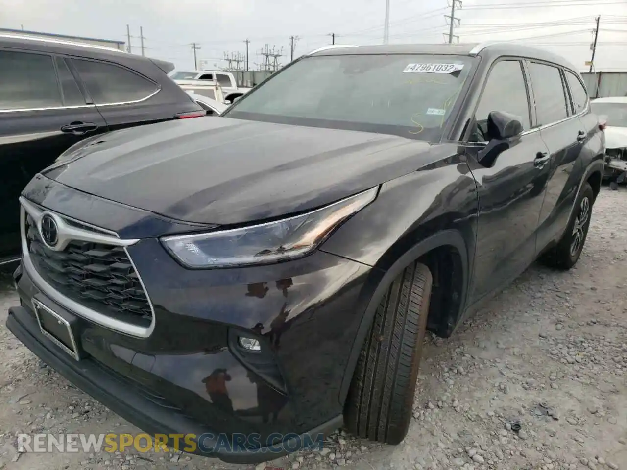 2 Photograph of a damaged car 5TDGZRAH8MS082205 TOYOTA HIGHLANDER 2021