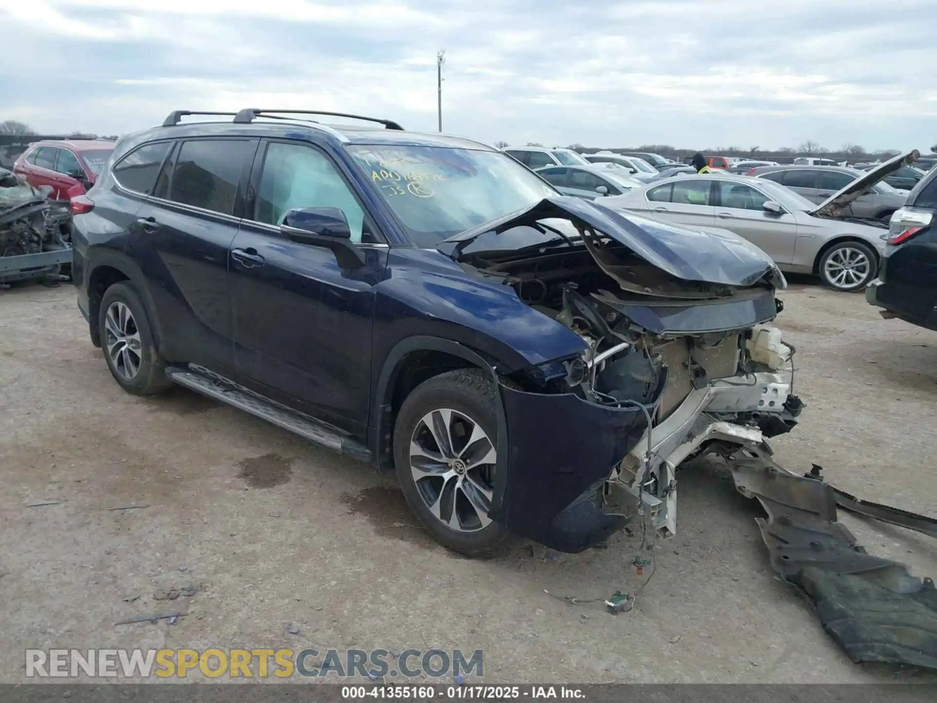 1 Photograph of a damaged car 5TDGZRAH8MS535609 TOYOTA HIGHLANDER 2021
