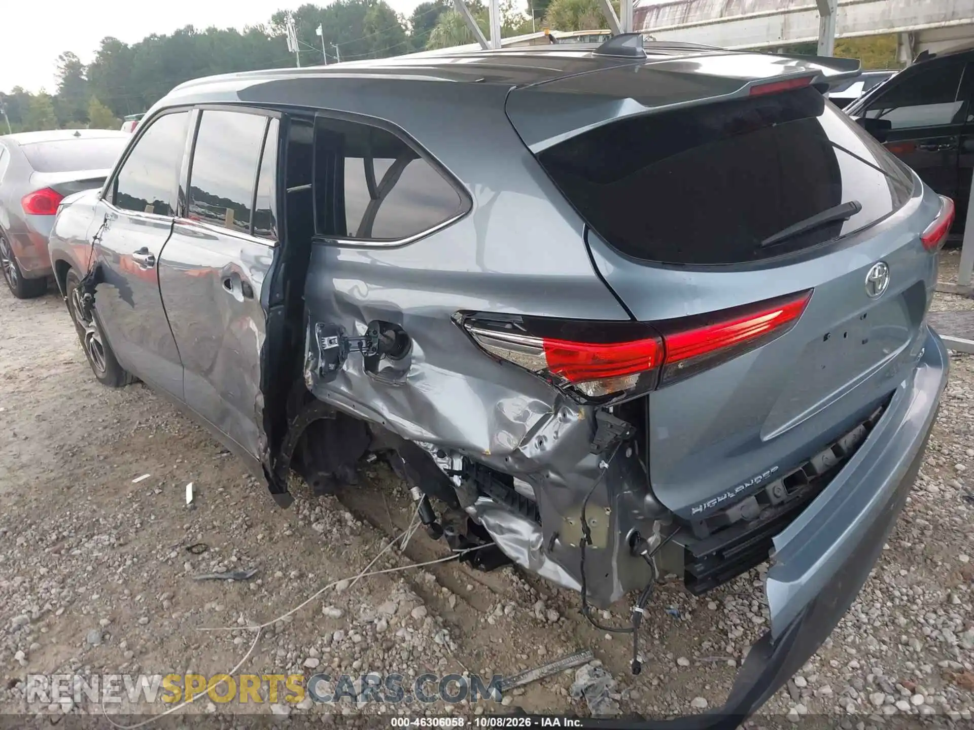 3 fotografías del automóvil dañado 5TDGZRAH9MS033773 TOYOTA HIGHLANDER 2021