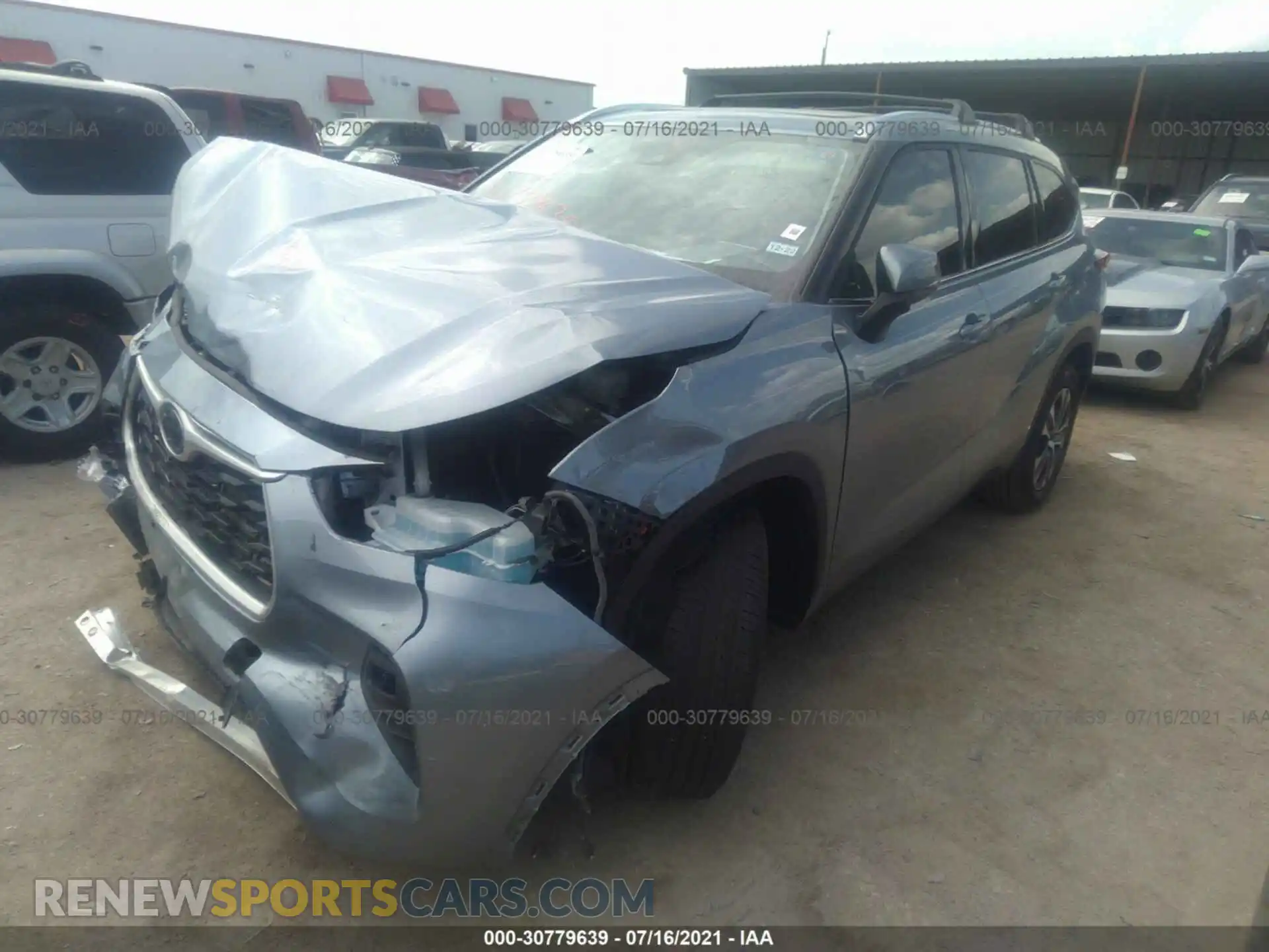 2 Photograph of a damaged car 5TDGZRAH9MS037578 TOYOTA HIGHLANDER 2021
