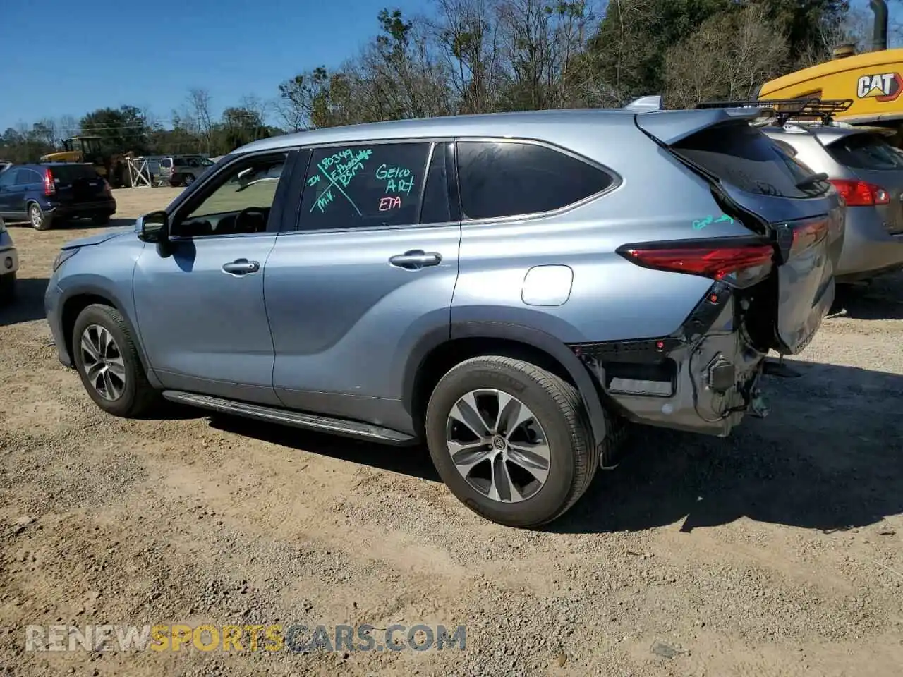 2 Photograph of a damaged car 5TDGZRAH9MS080656 TOYOTA HIGHLANDER 2021