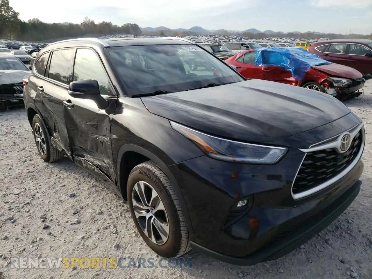 1 Photograph of a damaged car 5TDGZRAH9MS083752 TOYOTA HIGHLANDER 2021