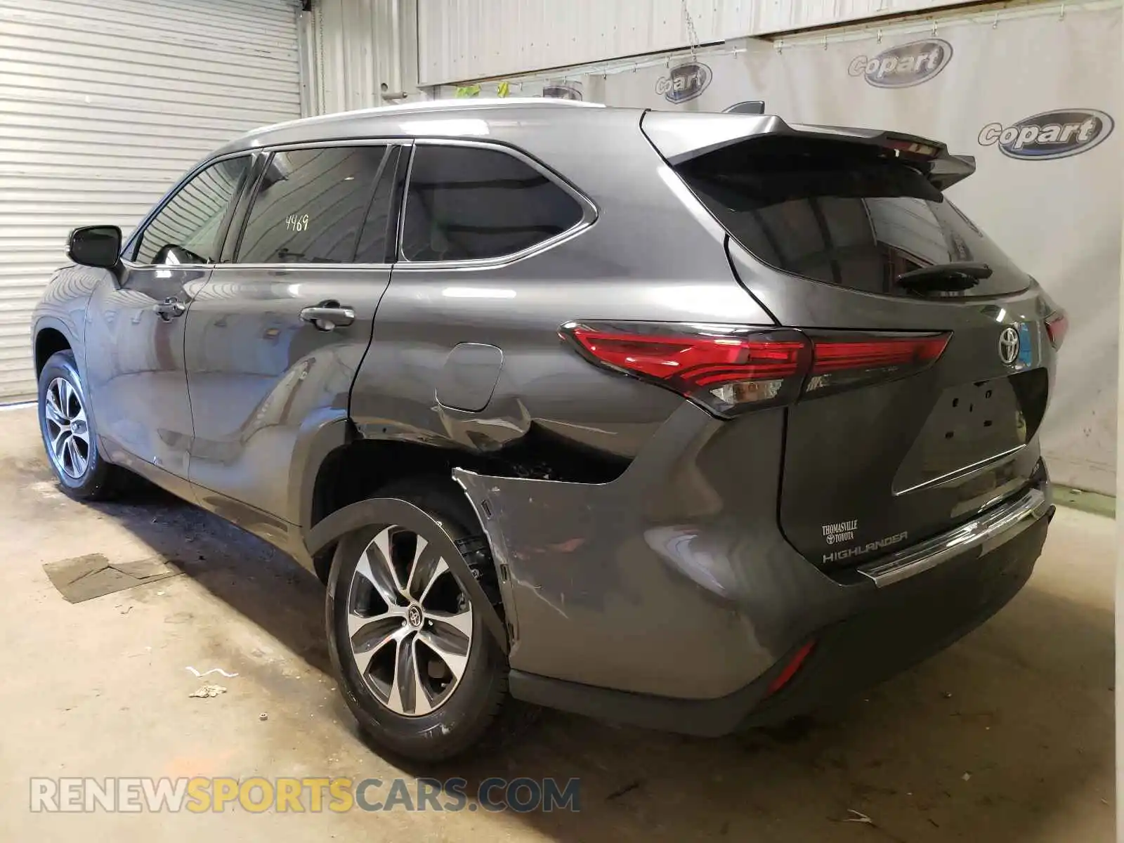 3 fotografías del automóvil dañado 5TDGZRAHXMS054809 TOYOTA HIGHLANDER 2021