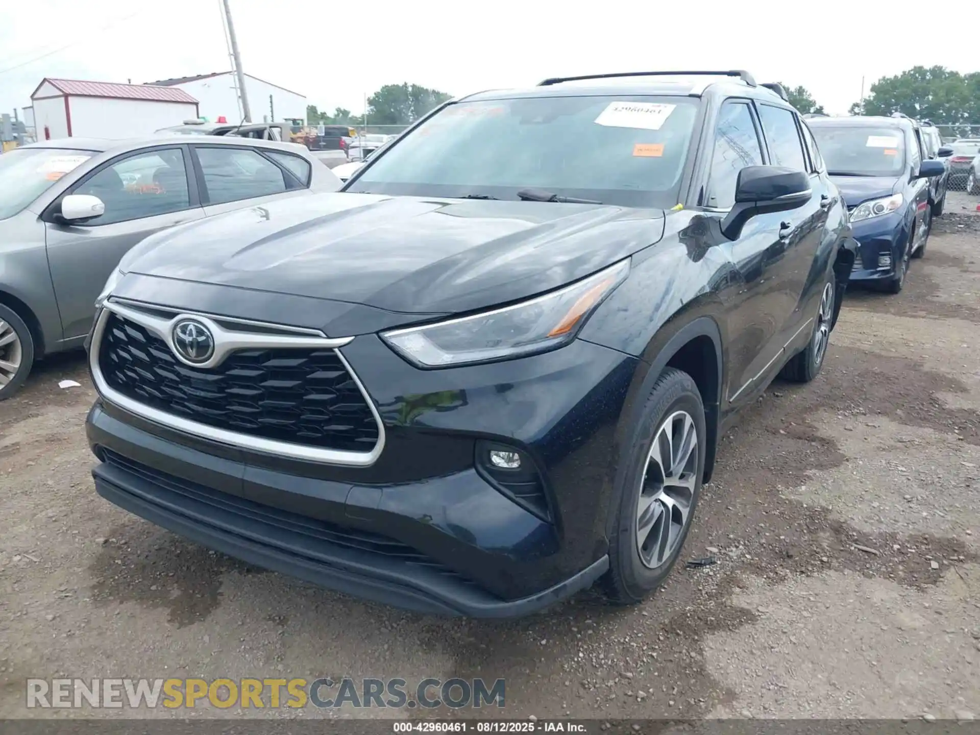 2 Photograph of a damaged car 5TDGZRBH0MS526451 TOYOTA HIGHLANDER 2021
