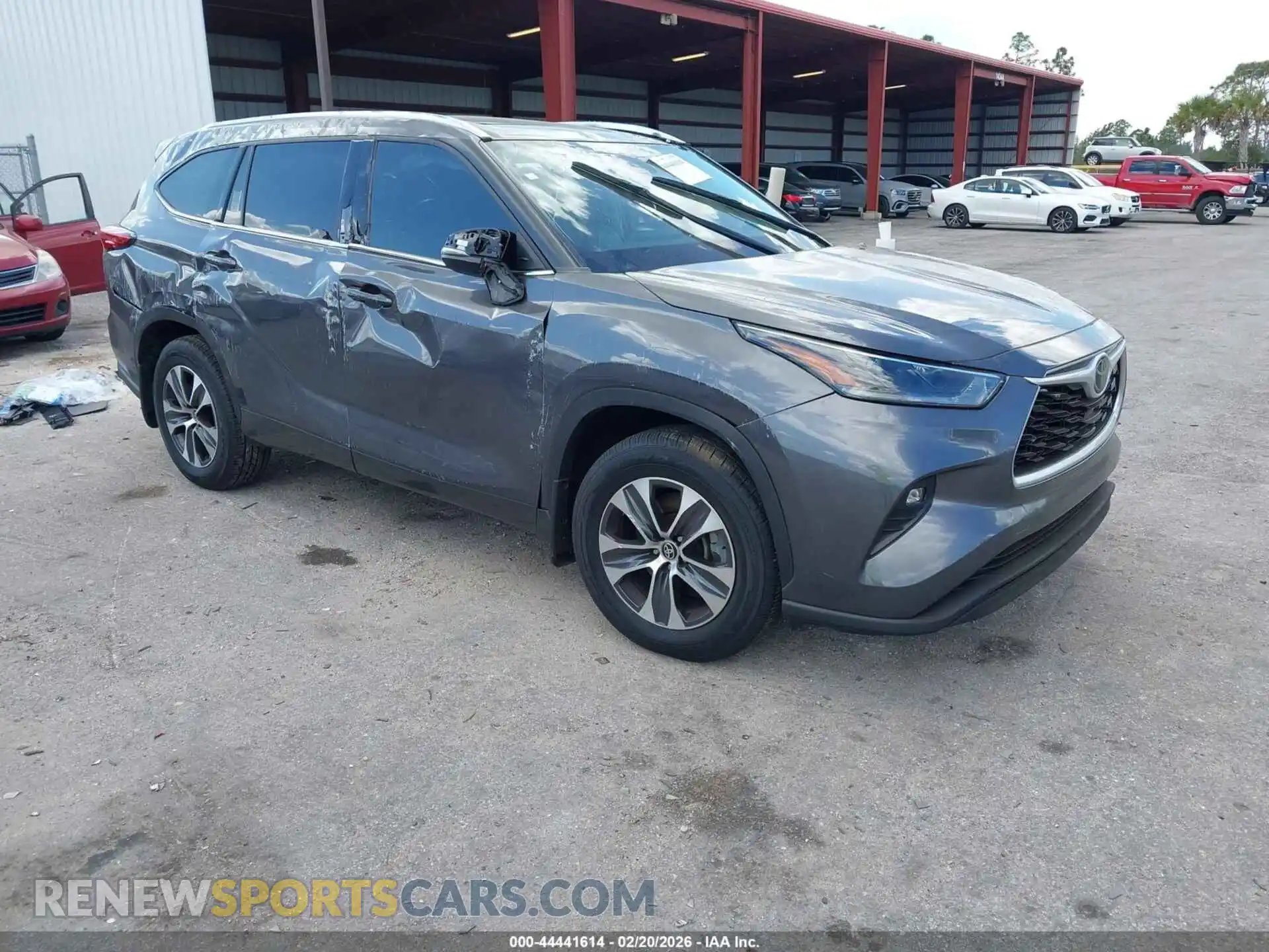 1 Photograph of a damaged car 5TDGZRBH0MS533741 TOYOTA HIGHLANDER 2021