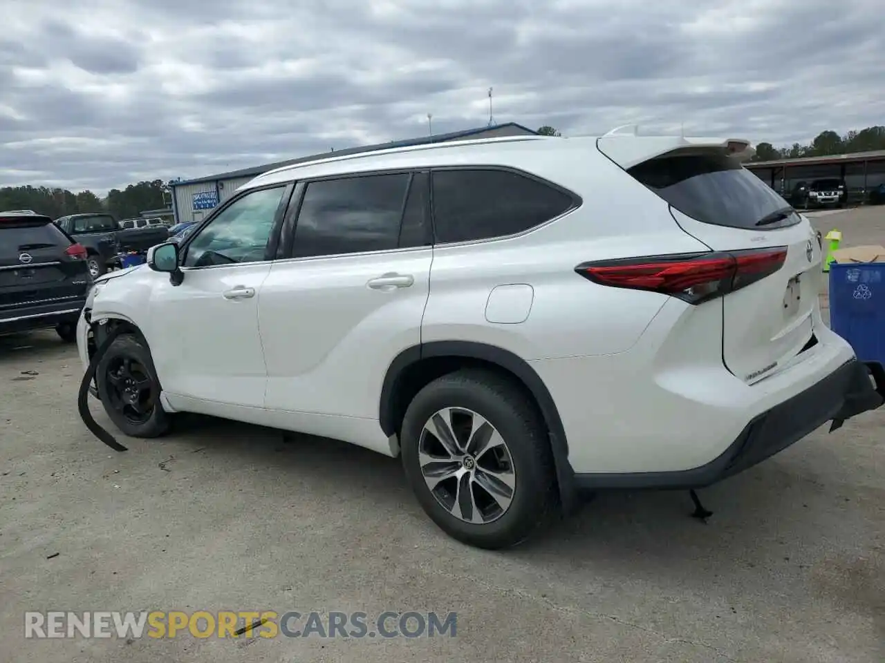 2 Photograph of a damaged car 5TDGZRBH1MS058326 TOYOTA HIGHLANDER 2021