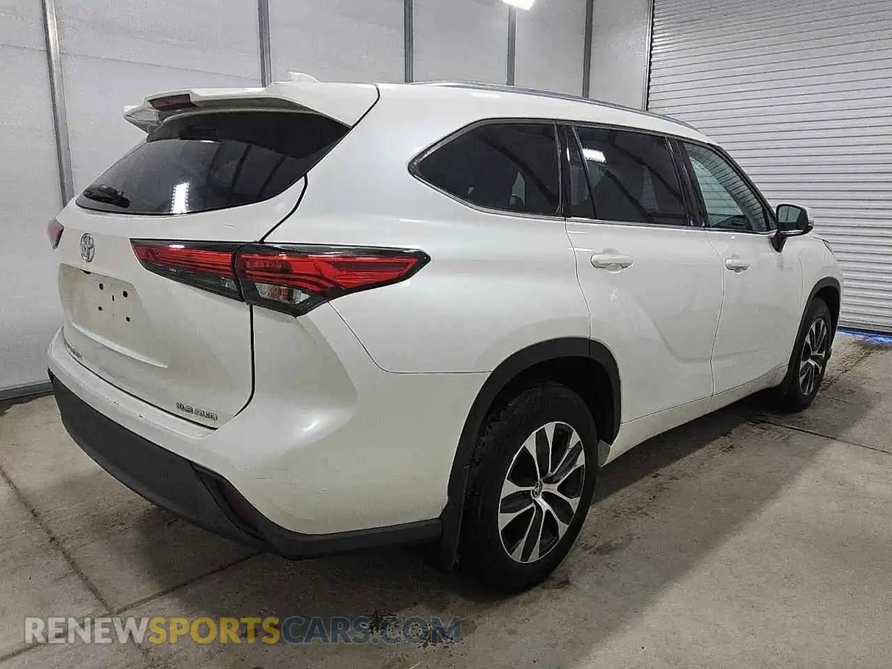 3 Photograph of a damaged car 5TDGZRBH1MS078379 TOYOTA HIGHLANDER 2021