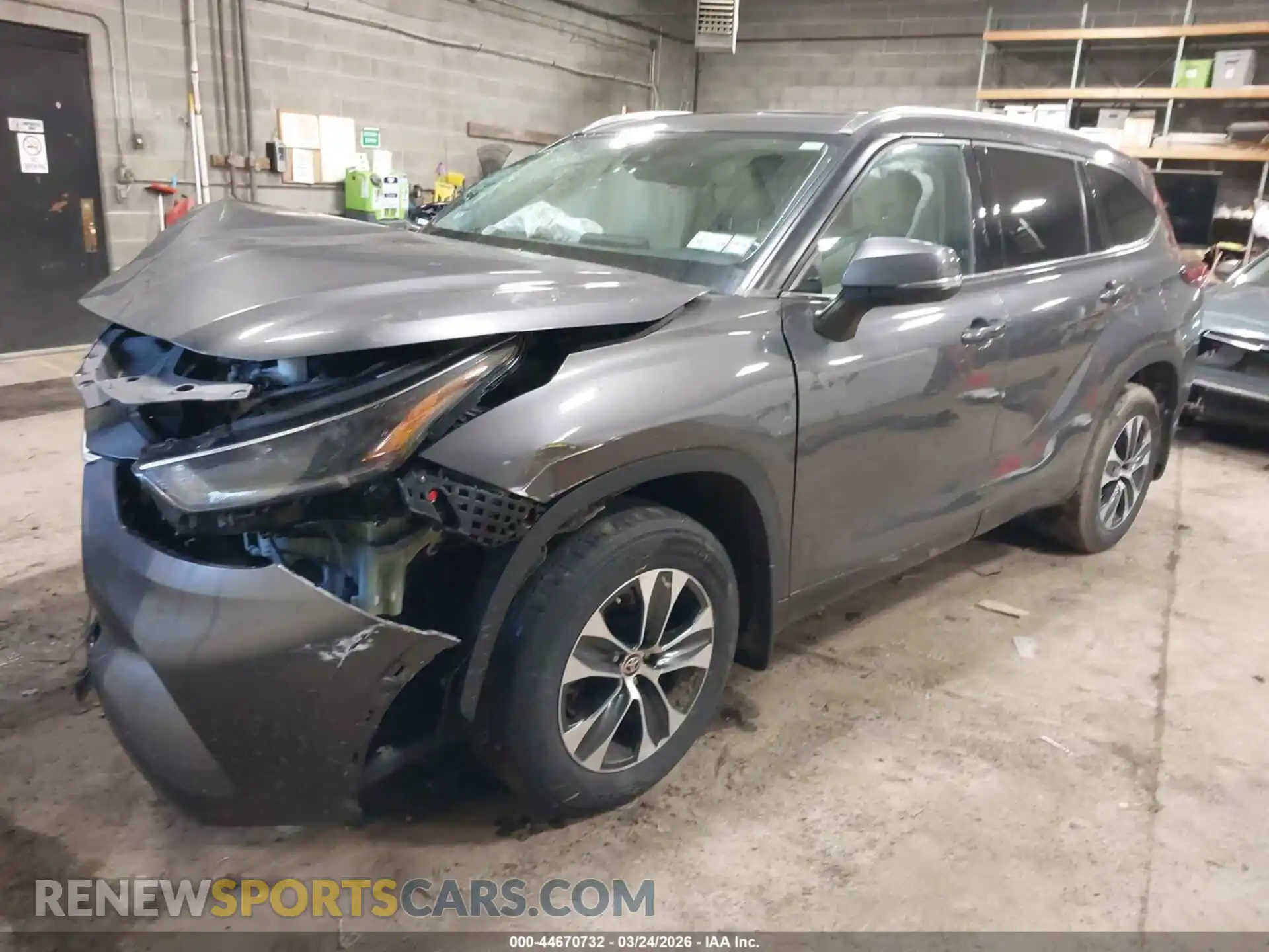 2 Photograph of a damaged car 5TDGZRBH1MS101966 TOYOTA HIGHLANDER 2021
