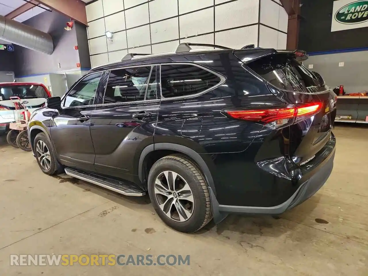 2 Фотография поврежденного автомобиля 5TDGZRBH2MS118954 TOYOTA HIGHLANDER 2021