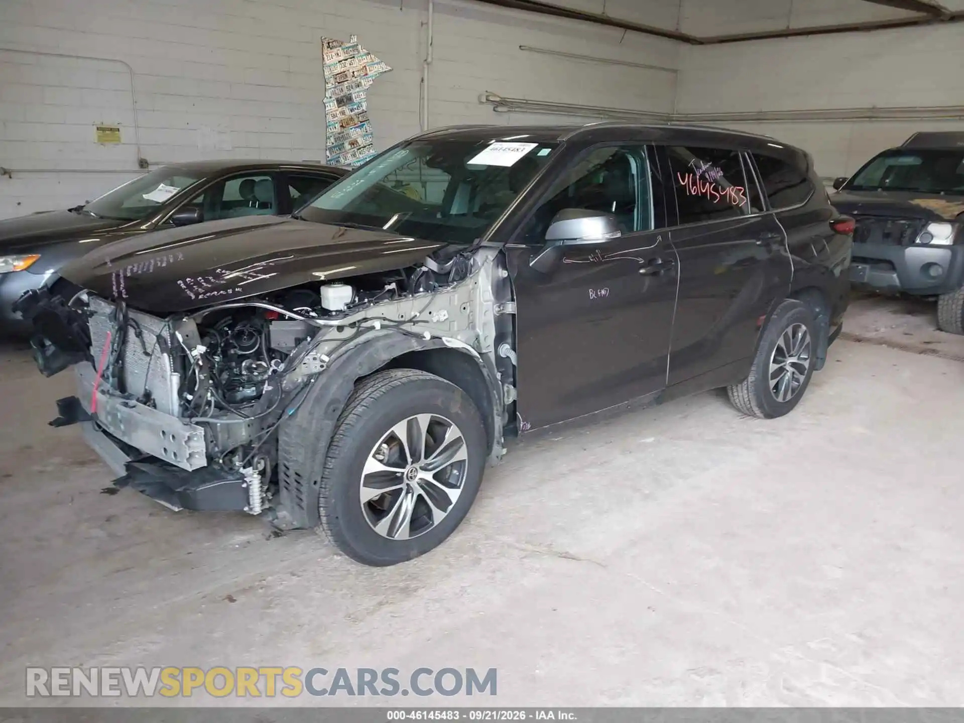 2 Фотография поврежденного автомобиля 5TDGZRBH2MS124950 TOYOTA HIGHLANDER 2021