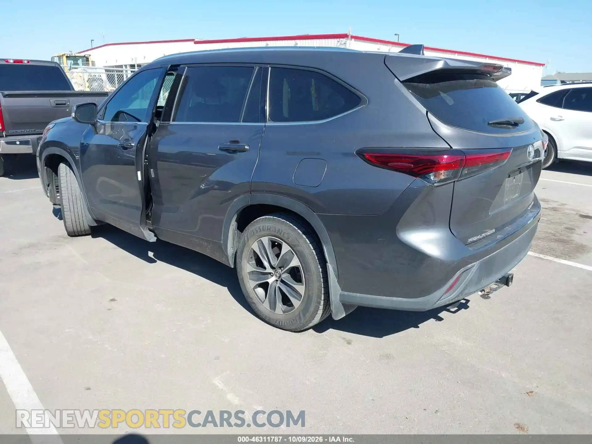 3 Photograph of a damaged car 5TDGZRBH2MS546717 TOYOTA HIGHLANDER 2021