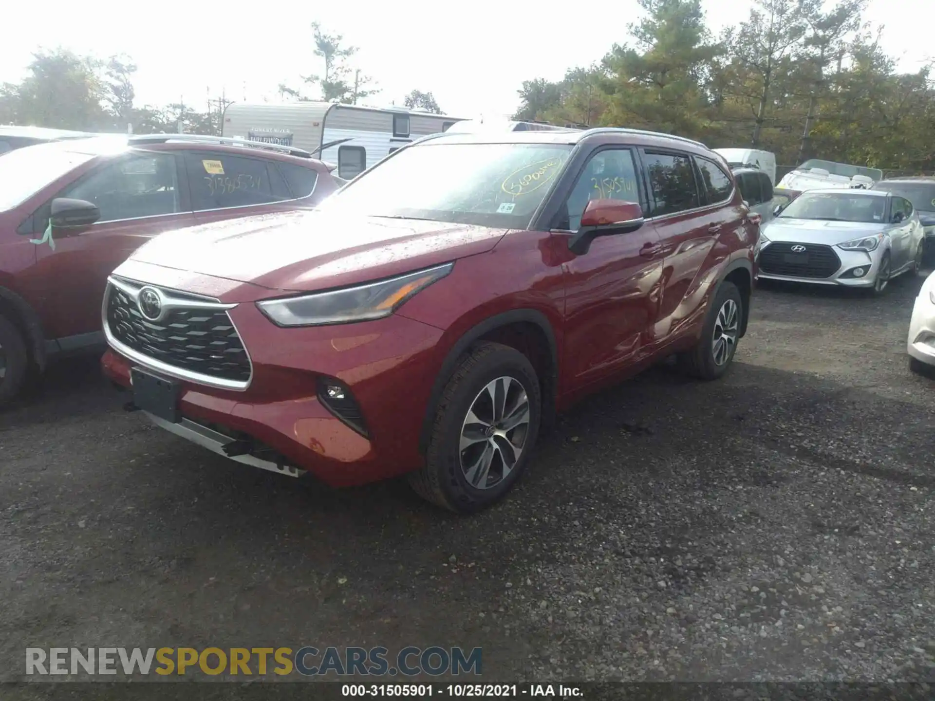 2 Photograph of a damaged car 5TDGZRBH3MS104402 TOYOTA HIGHLANDER 2021