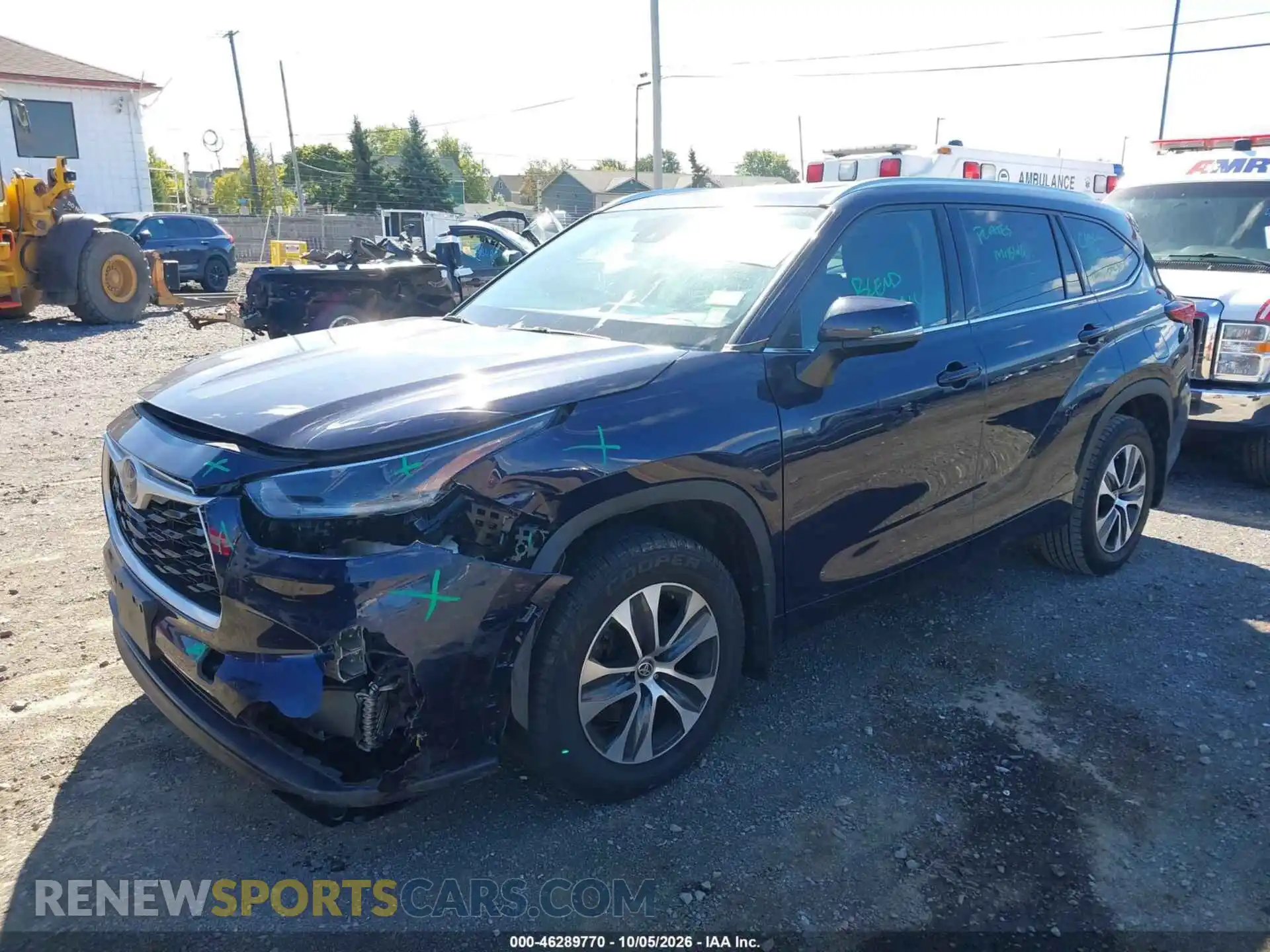2 Photograph of a damaged car 5TDGZRBH3MS116792 TOYOTA HIGHLANDER 2021