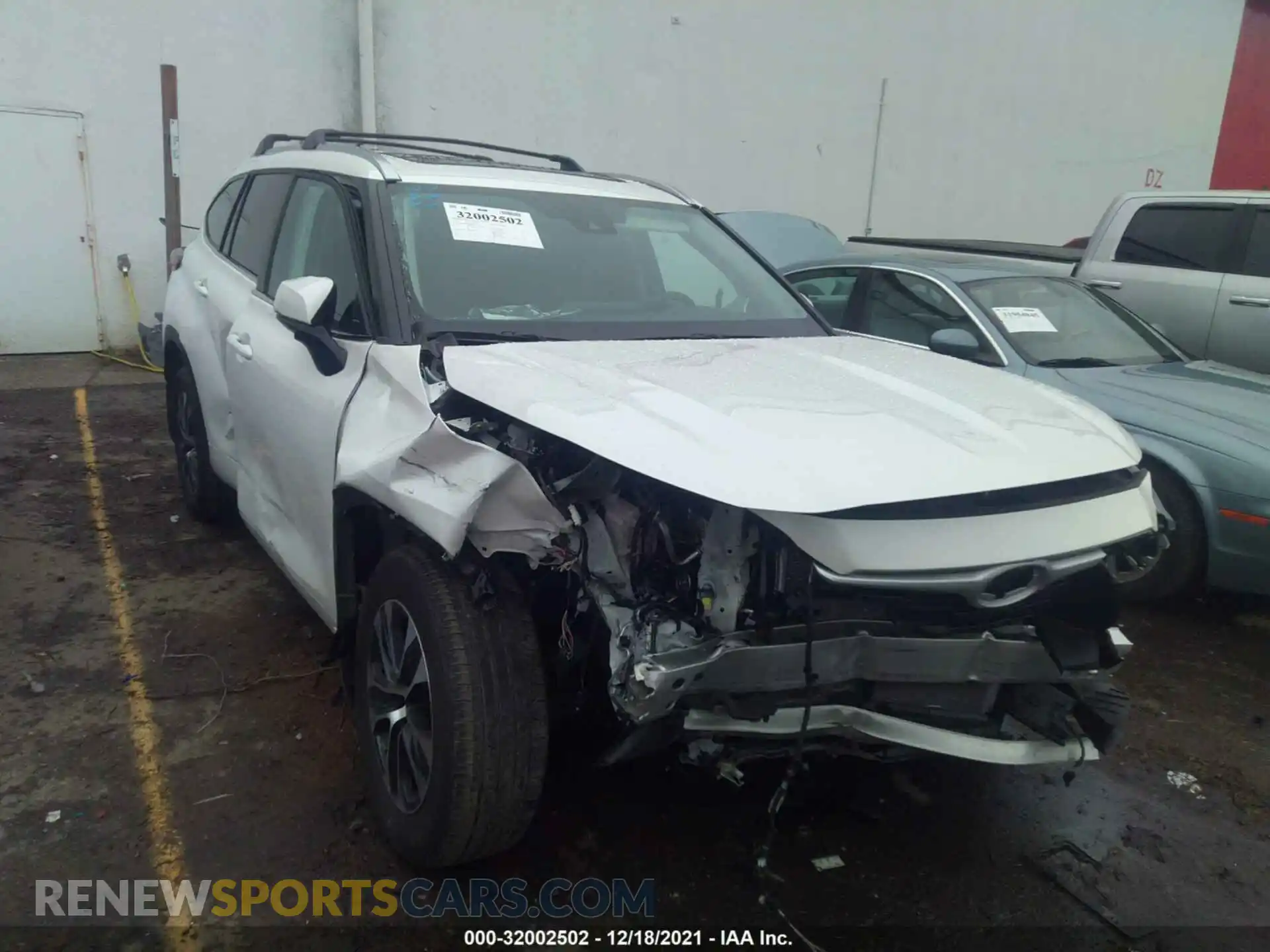 1 Photograph of a damaged car 5TDGZRBH3MS120552 TOYOTA HIGHLANDER 2021