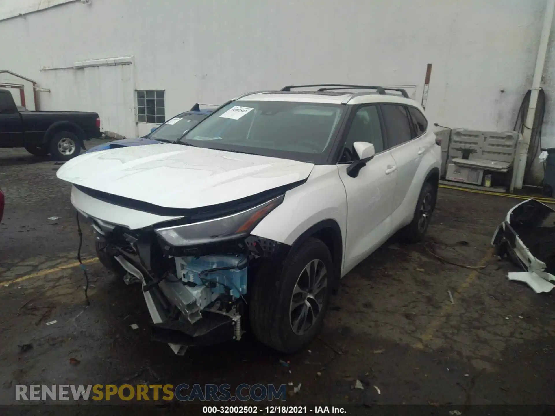 2 Photograph of a damaged car 5TDGZRBH3MS120552 TOYOTA HIGHLANDER 2021