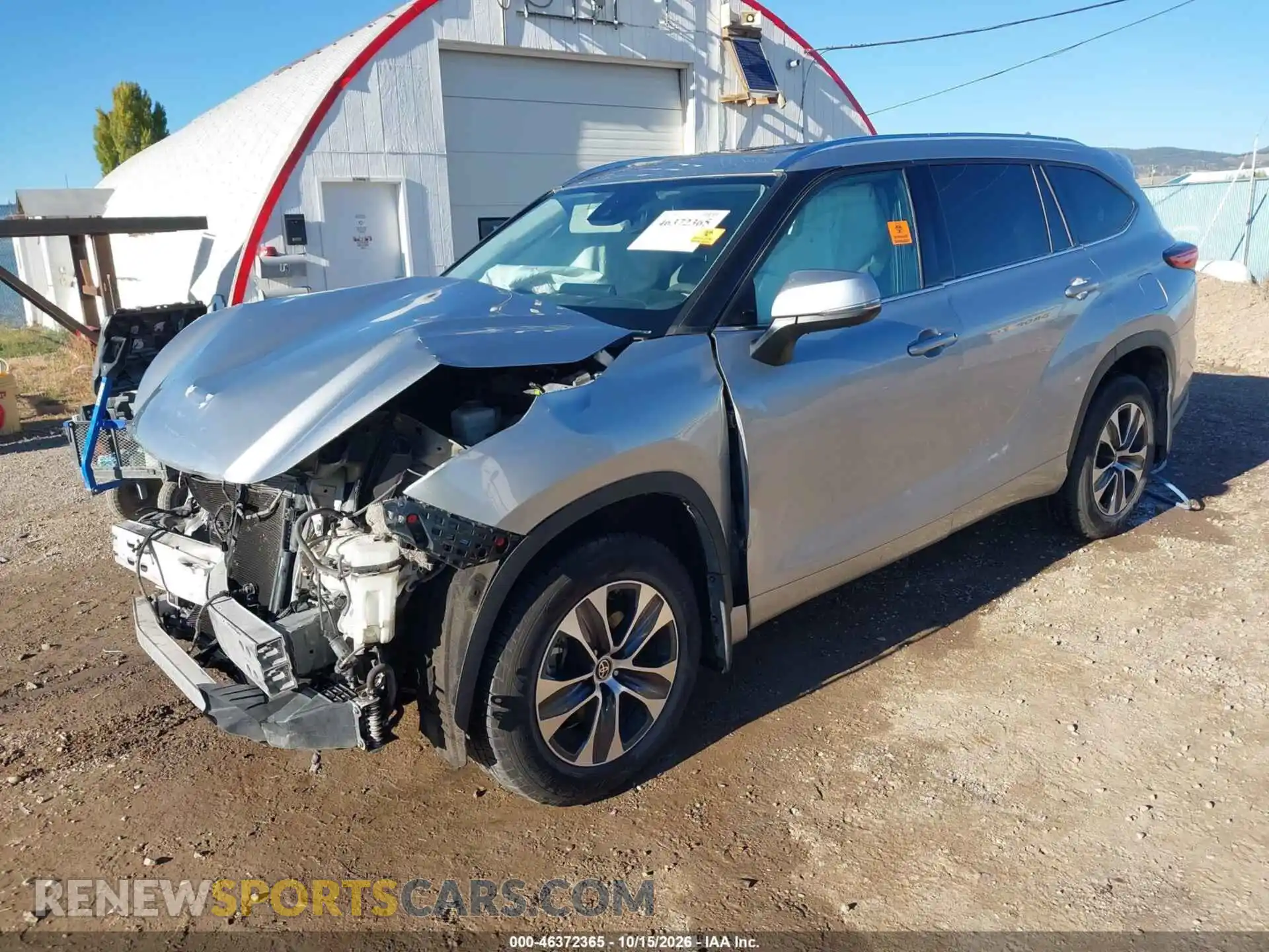 2 fotografías del automóvil dañado 5TDGZRBH3MS136976 TOYOTA HIGHLANDER 2021