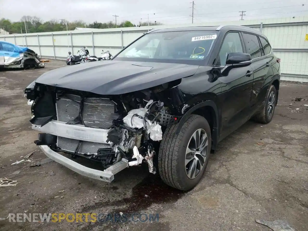 2 Photograph of a damaged car 5TDGZRBH3MS139389 TOYOTA HIGHLANDER 2021
