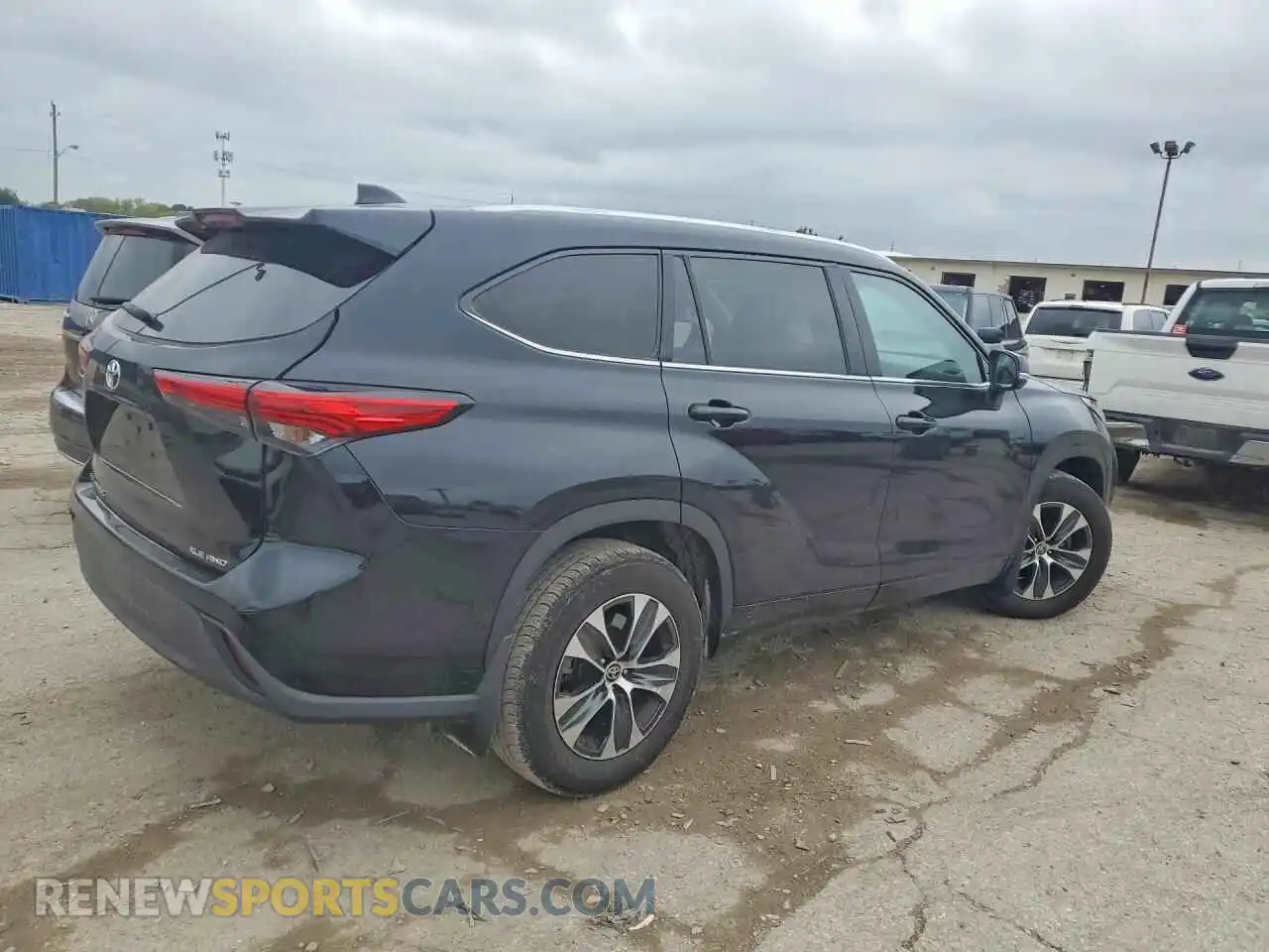 3 fotografías del automóvil dañado 5TDGZRBH3MS543079 TOYOTA HIGHLANDER 2021