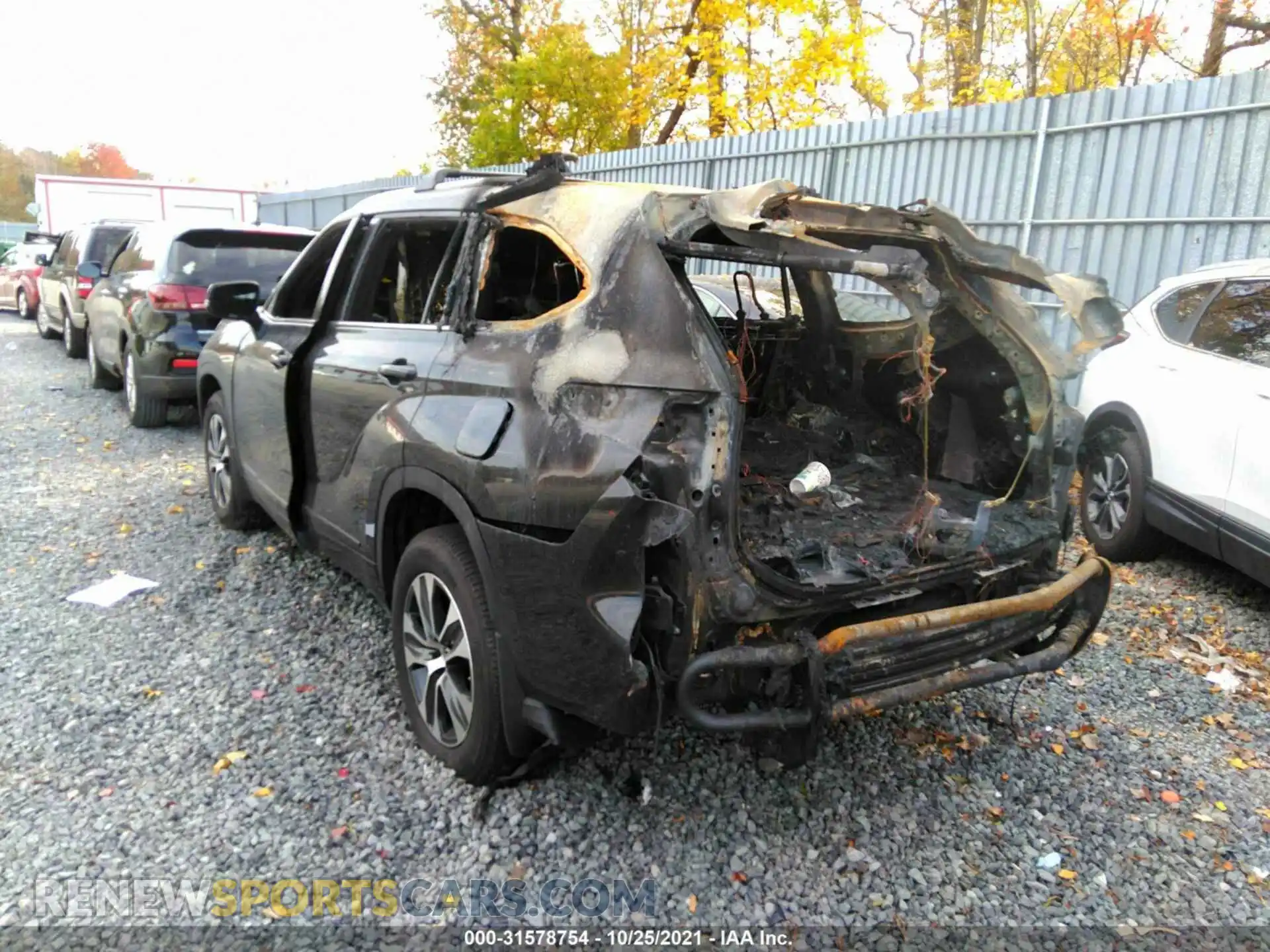 3 Фотография поврежденного автомобиля 5TDGZRBH4MS064668 TOYOTA HIGHLANDER 2021