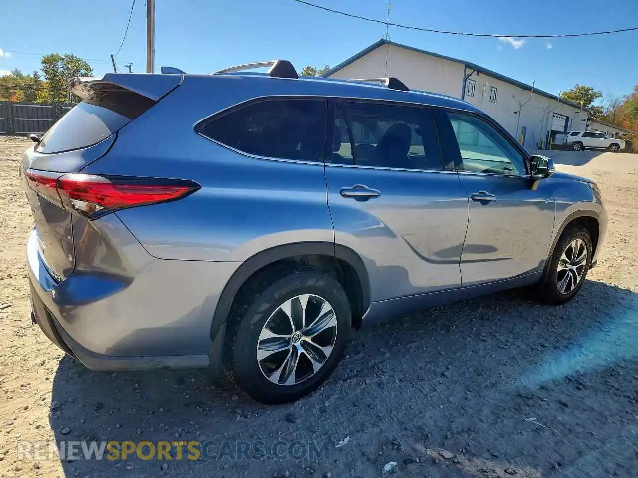 3 fotografías del automóvil dañado 5TDGZRBH4MS103789 TOYOTA HIGHLANDER 2021