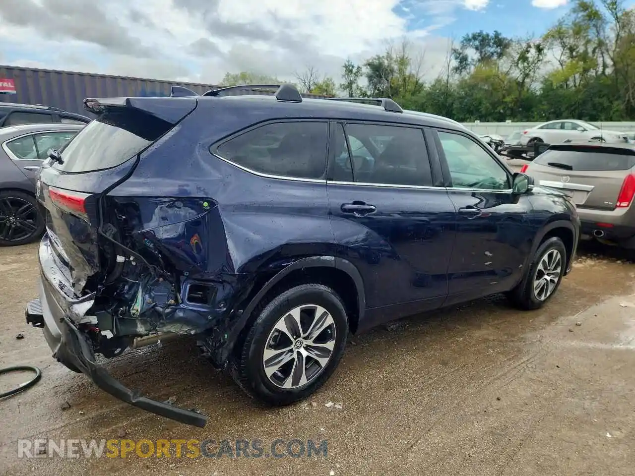 3 Photograph of a damaged car 5TDGZRBH4MS143953 TOYOTA HIGHLANDER 2021