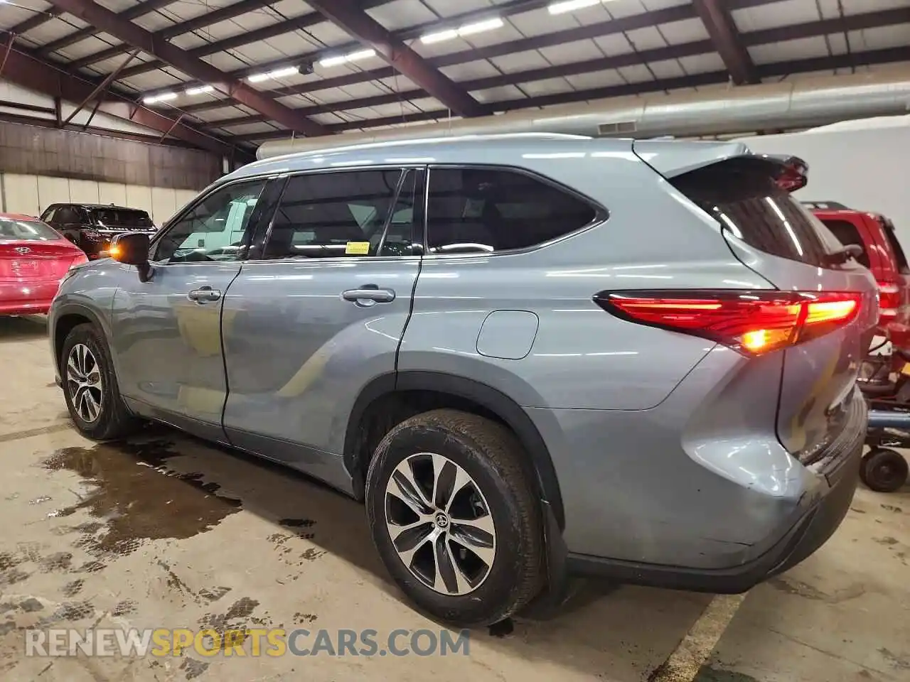 2 Фотография поврежденного автомобиля 5TDGZRBH5MS144349 TOYOTA HIGHLANDER 2021