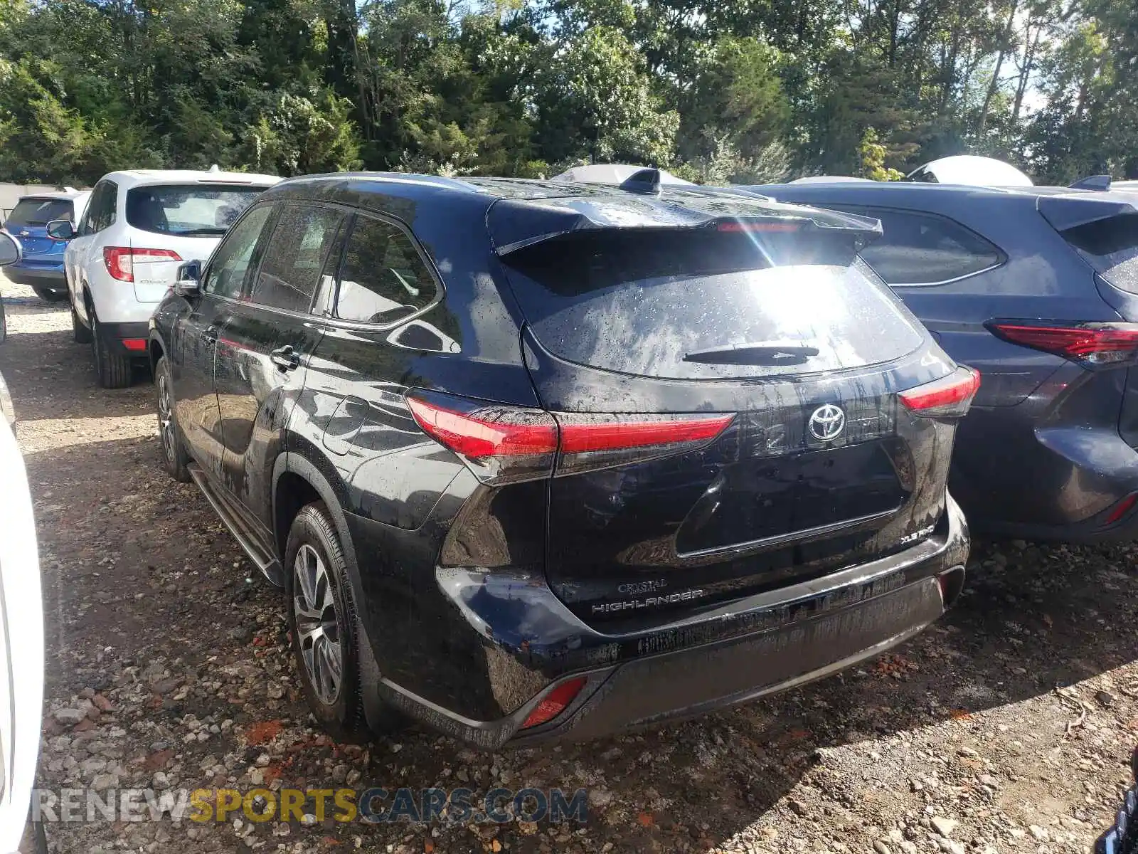 3 Photograph of a damaged car 5TDGZRBH5MS545495 TOYOTA HIGHLANDER 2021