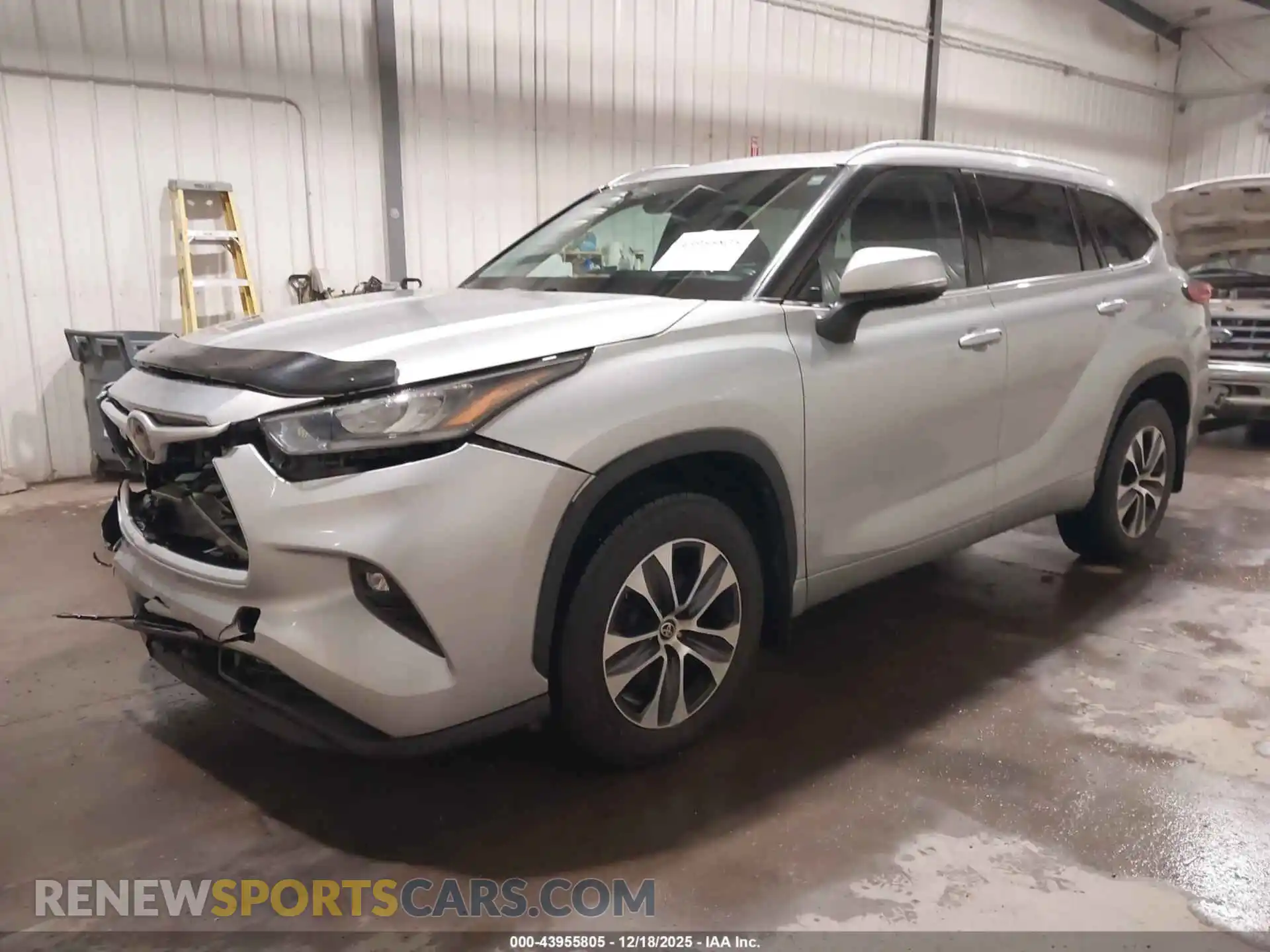 2 Photograph of a damaged car 5TDGZRBH5MS549871 TOYOTA HIGHLANDER 2021