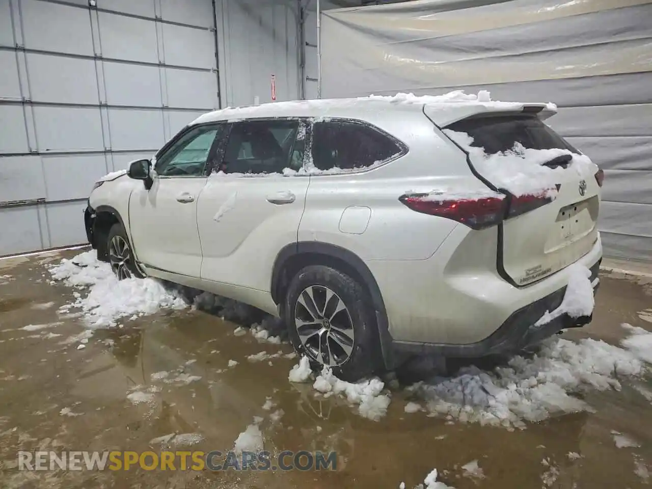 2 Photograph of a damaged car 5TDGZRBH5MS553290 TOYOTA HIGHLANDER 2021