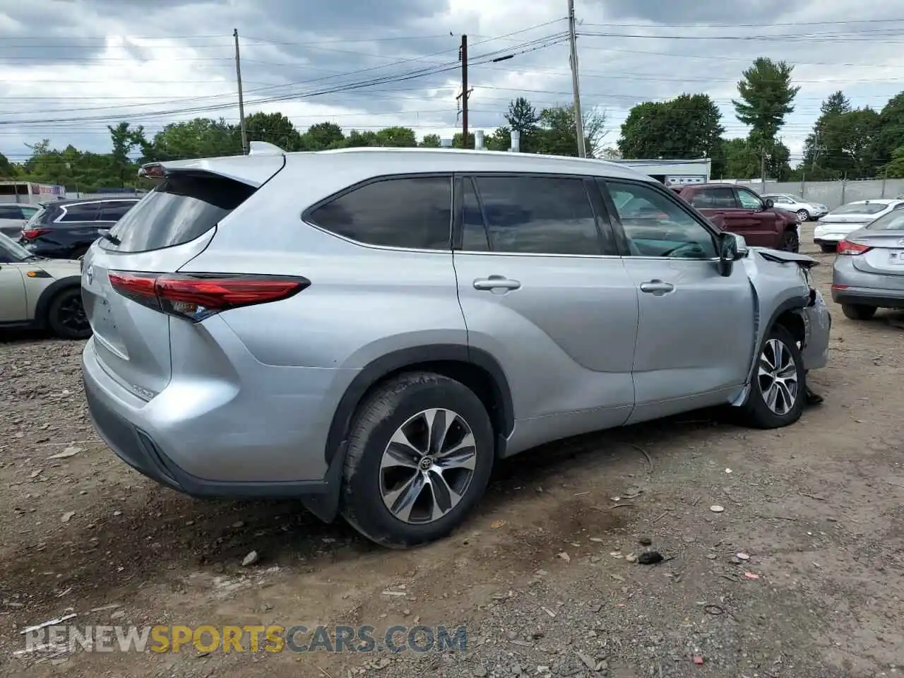 3 Photograph of a damaged car 5TDGZRBH6MS071024 TOYOTA HIGHLANDER 2021