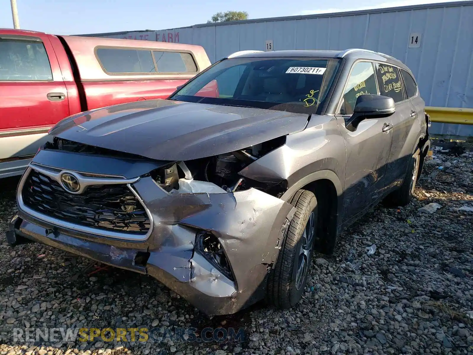 2 Photograph of a damaged car 5TDGZRBH6MS085344 TOYOTA HIGHLANDER 2021