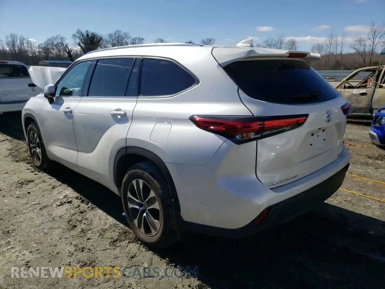 3 Photograph of a damaged car 5TDGZRBH6MS111893 TOYOTA HIGHLANDER 2021