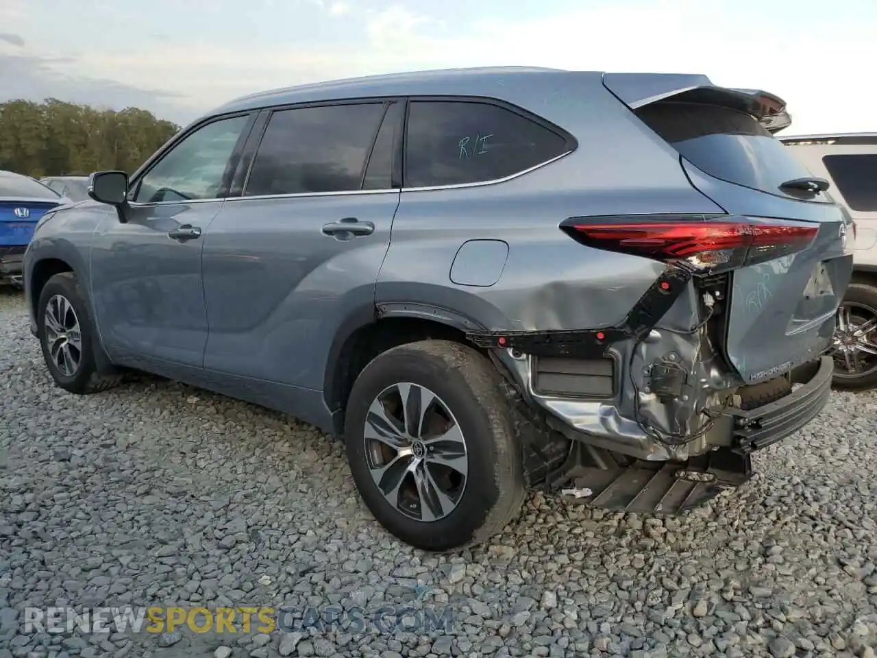 2 Фотография поврежденного автомобиля 5TDGZRBH6MS144585 TOYOTA HIGHLANDER 2021