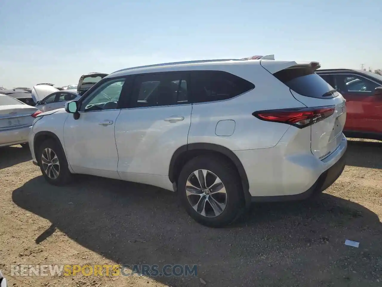 2 Photograph of a damaged car 5TDGZRBH6MS529032 TOYOTA HIGHLANDER 2021