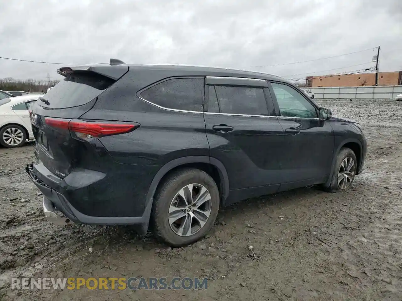 3 Photograph of a damaged car 5TDGZRBH6MS557459 TOYOTA HIGHLANDER 2021