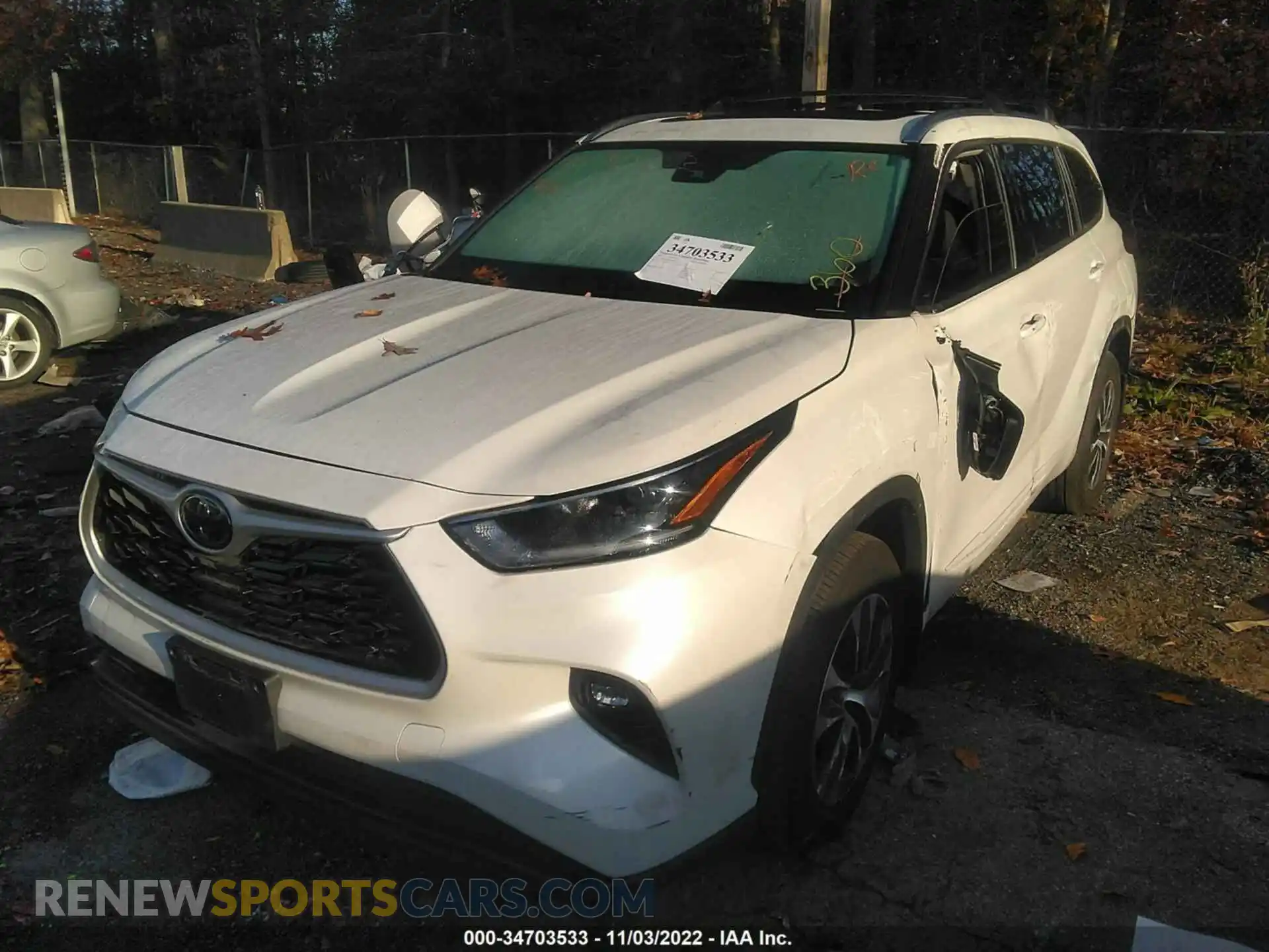 2 Photograph of a damaged car 5TDGZRBH7MS062297 TOYOTA HIGHLANDER 2021