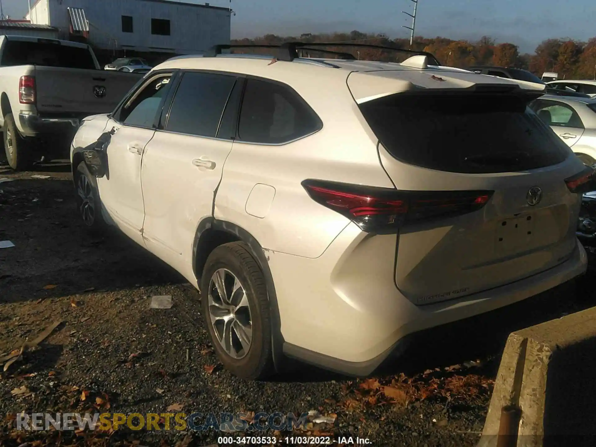 3 Photograph of a damaged car 5TDGZRBH7MS062297 TOYOTA HIGHLANDER 2021