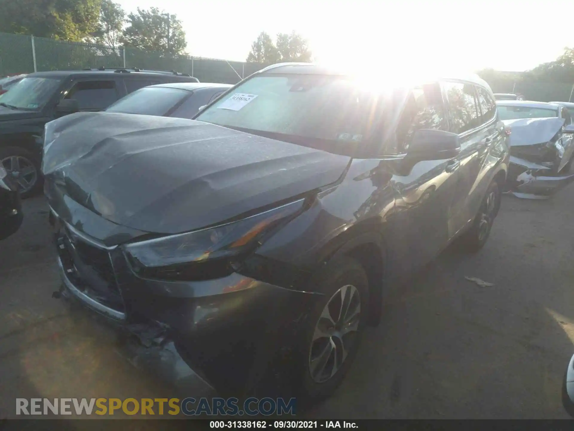 2 Photograph of a damaged car 5TDGZRBH7MS101440 TOYOTA HIGHLANDER 2021
