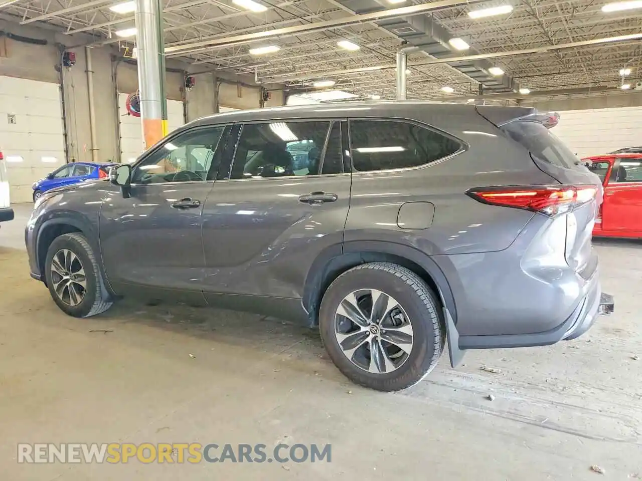 2 Photograph of a damaged car 5TDGZRBH7MS116519 TOYOTA HIGHLANDER 2021