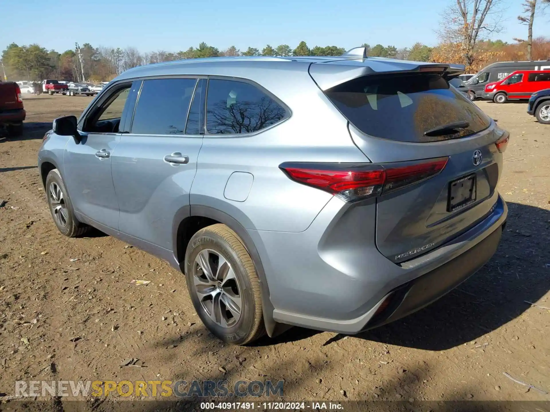 3 Photograph of a damaged car 5TDGZRBH7MS133403 TOYOTA HIGHLANDER 2021