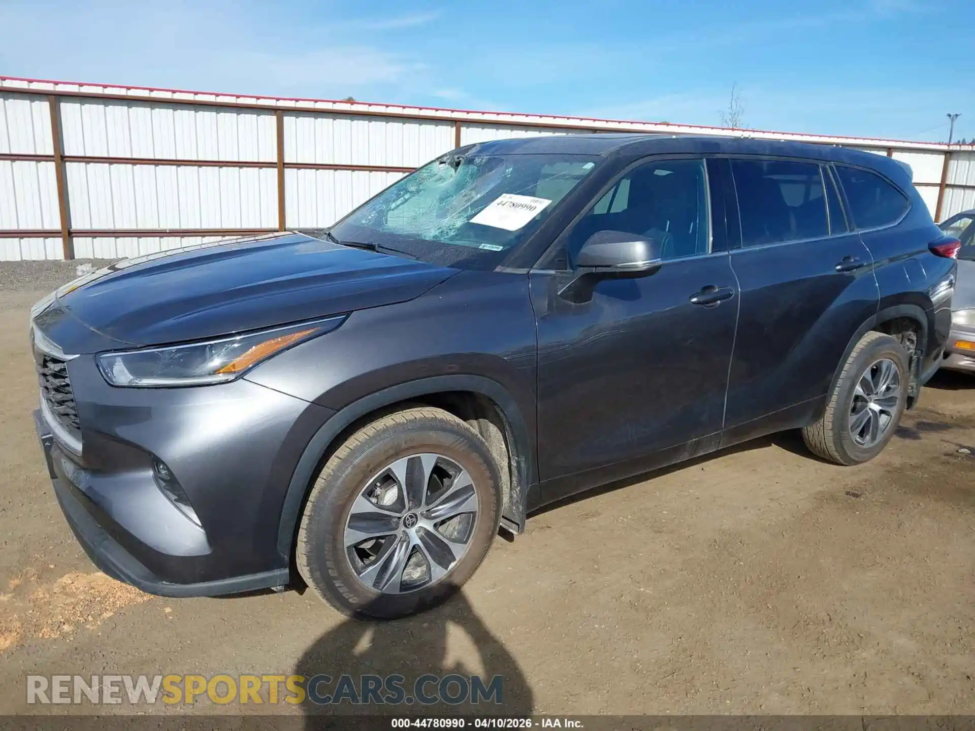 2 Photograph of a damaged car 5TDGZRBH7MS139086 TOYOTA HIGHLANDER 2021